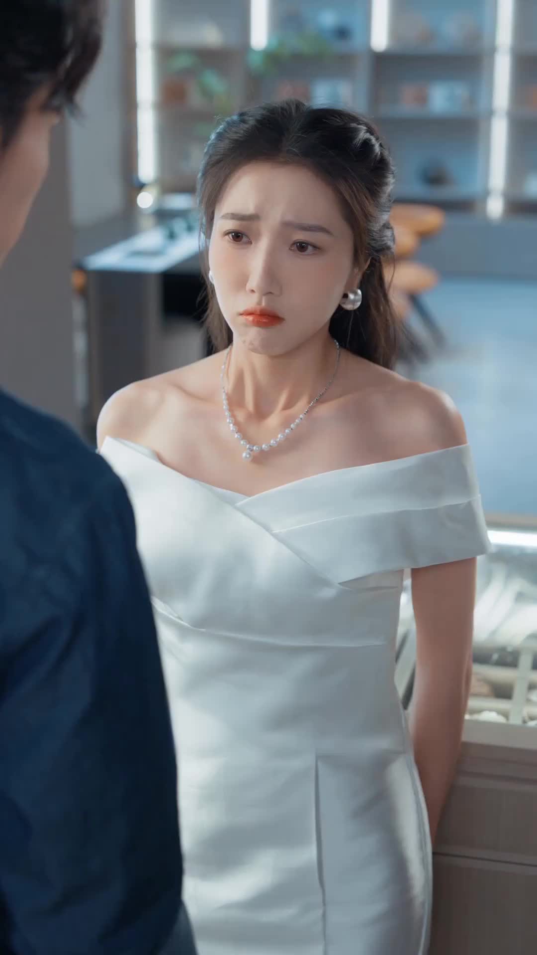 Episode 48 of 3 Months Left, The Heiress Strikes Back