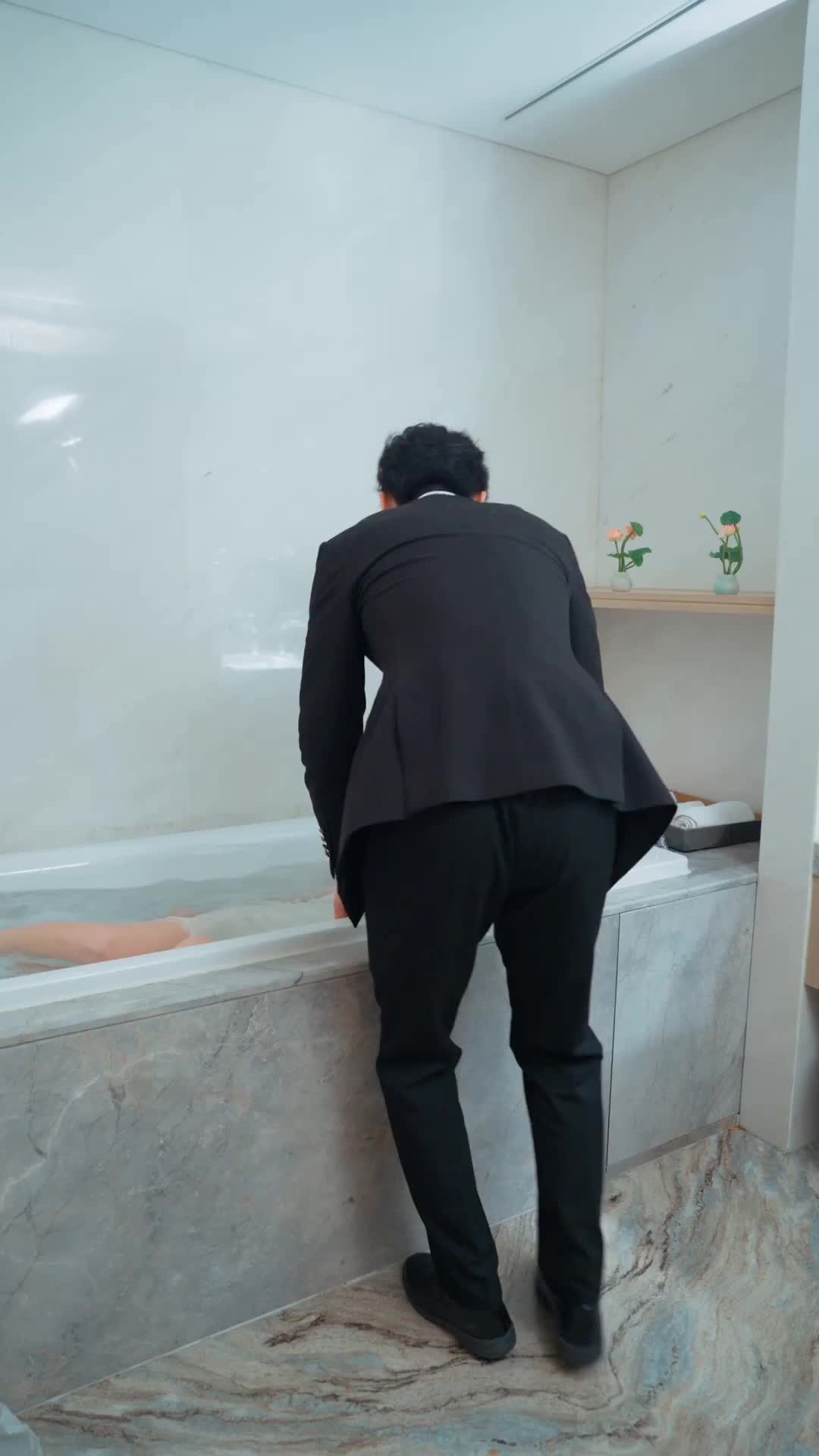Episode 8 of 3 Months Left, The Heiress Strikes Back