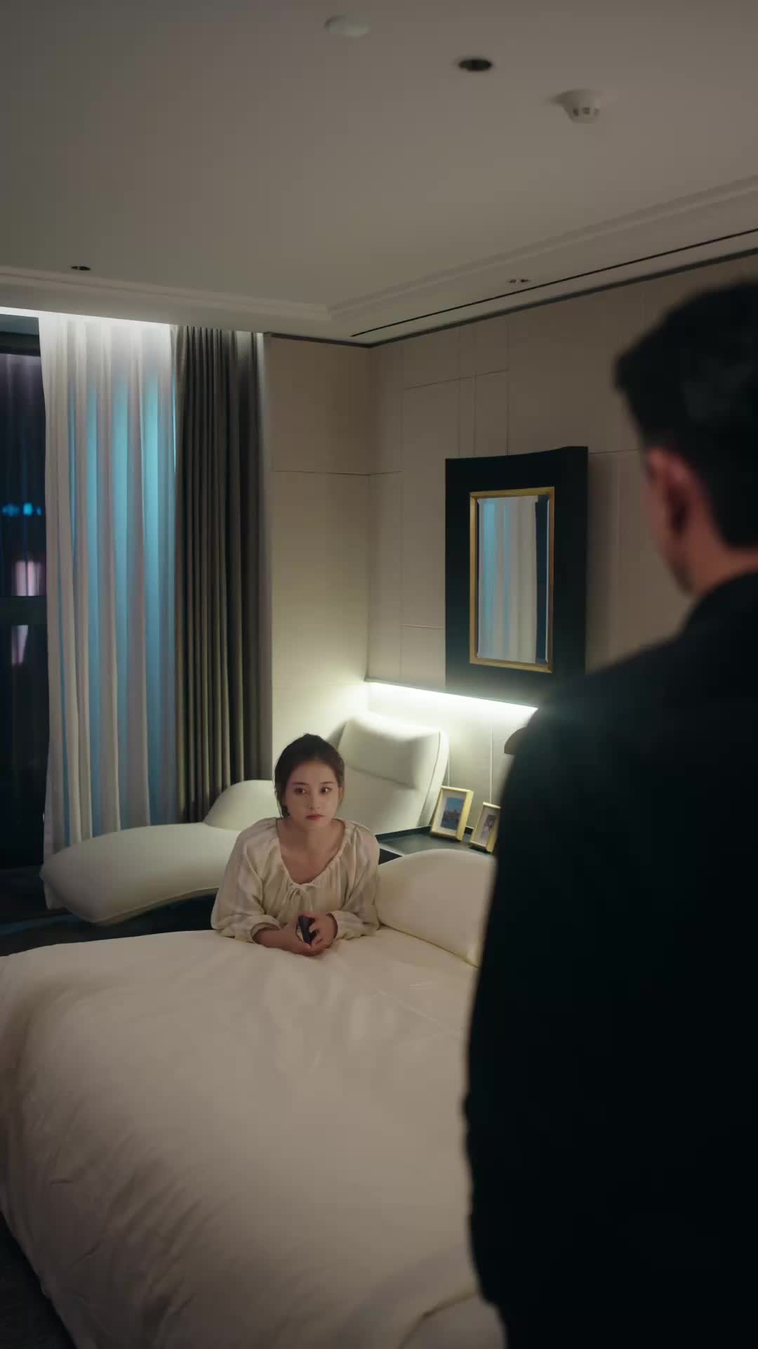 Episode 4 of A Love as Hot as Summer
