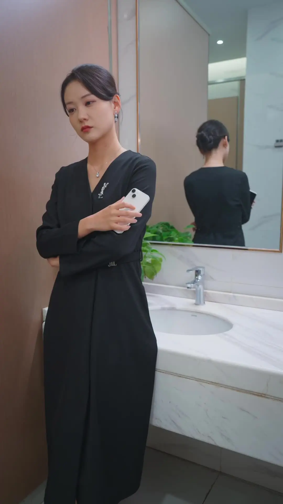Episode 38 of A Wife's Revenge