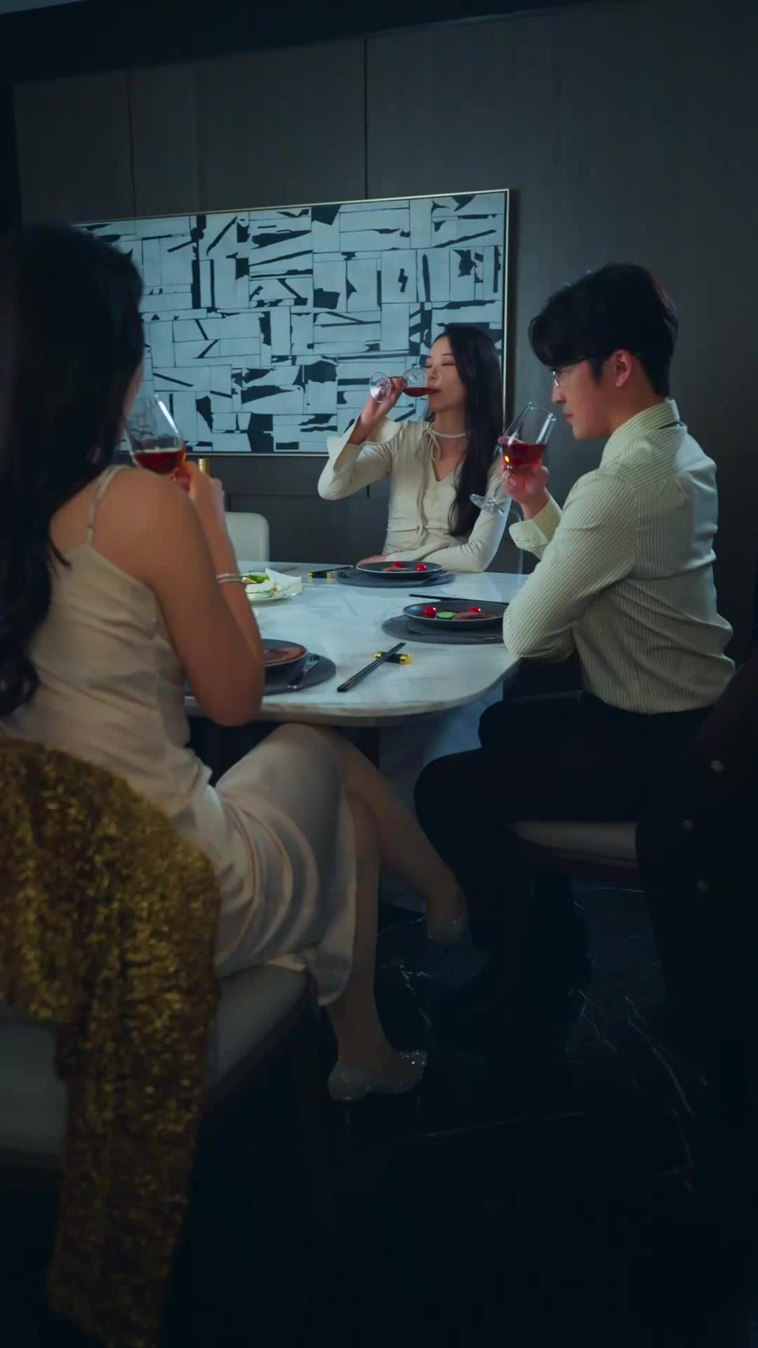 Episode 55 of A Wife's Revenge