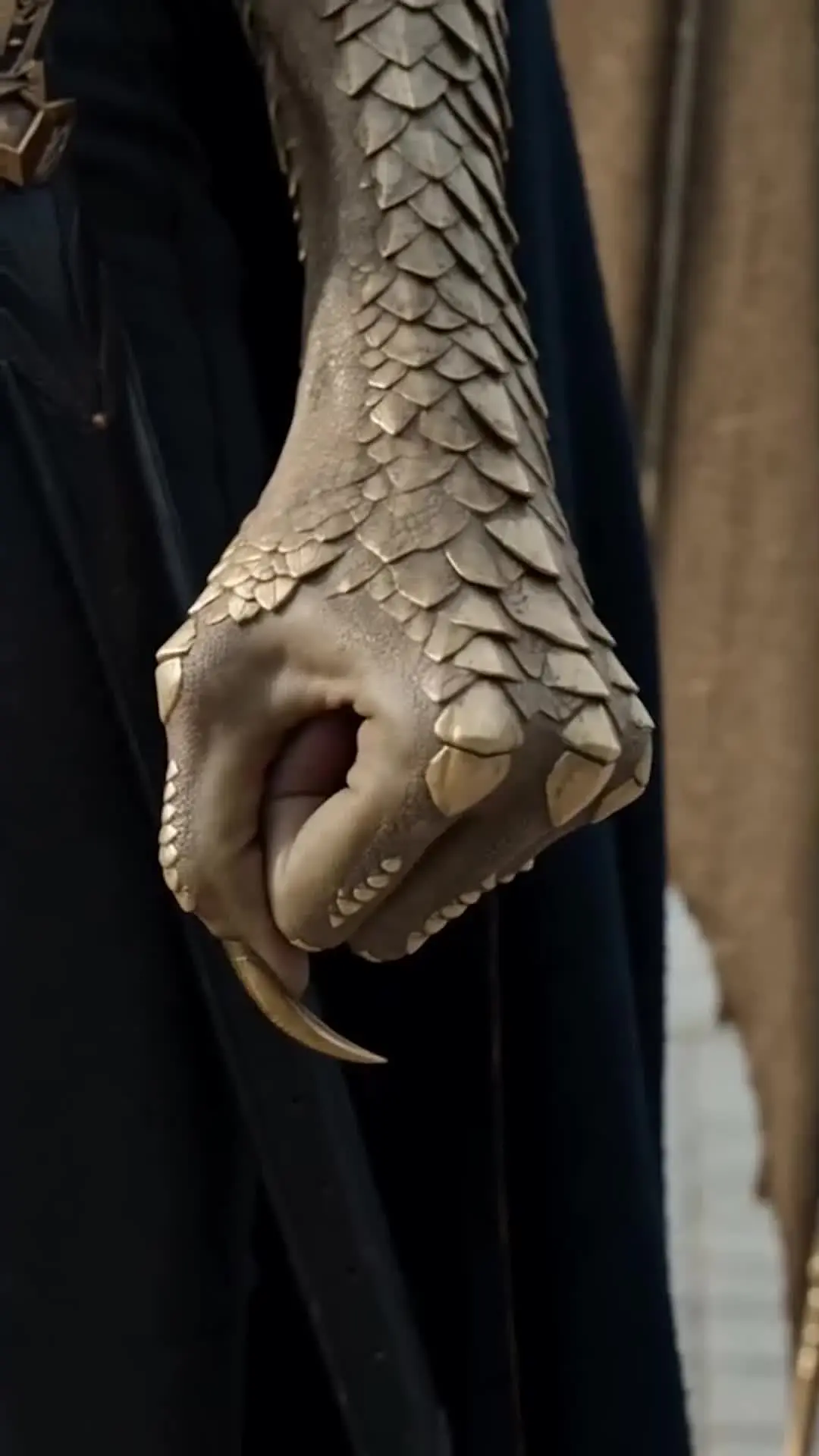 Episode 34 of Abandoned Dragon, Ascendant Queen