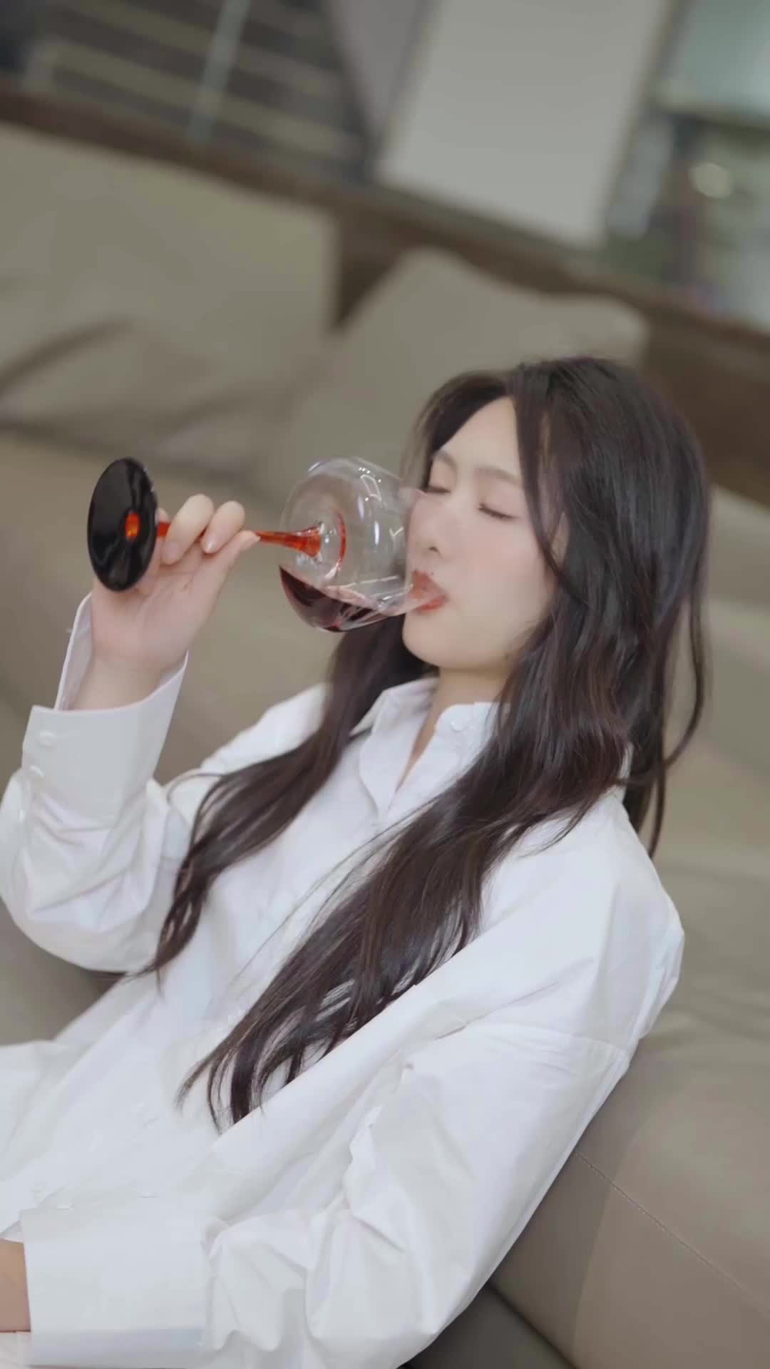 Episode 37 of After a Wild Night, Pretty CEO and Child at My Door