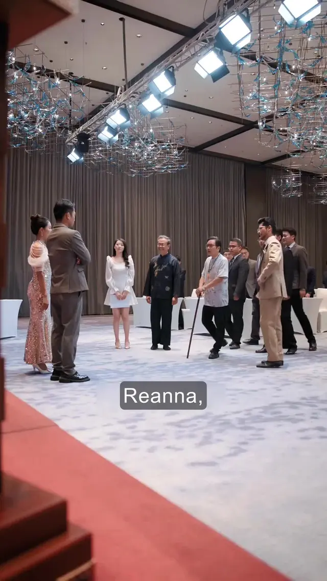 Episode 33 of After Being Dumped, the Beautiful CEO Proposed to Me