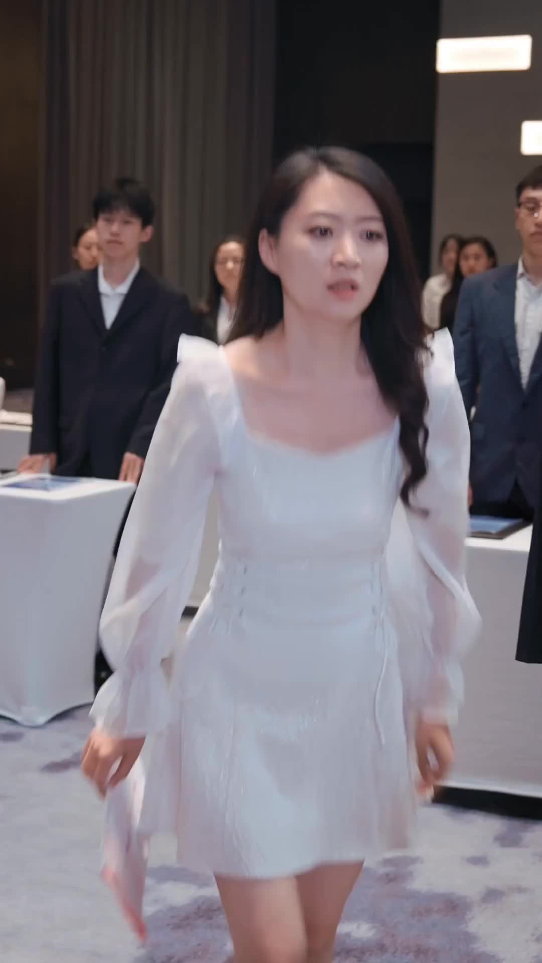 Episode 39 of After Being Dumped, the Beautiful CEO Proposed to Me