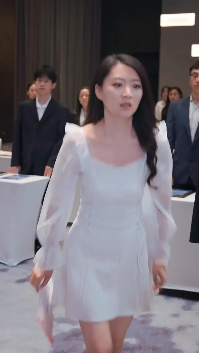 Episode 39 of After Being Dumped, the Beautiful CEO Proposed to Me