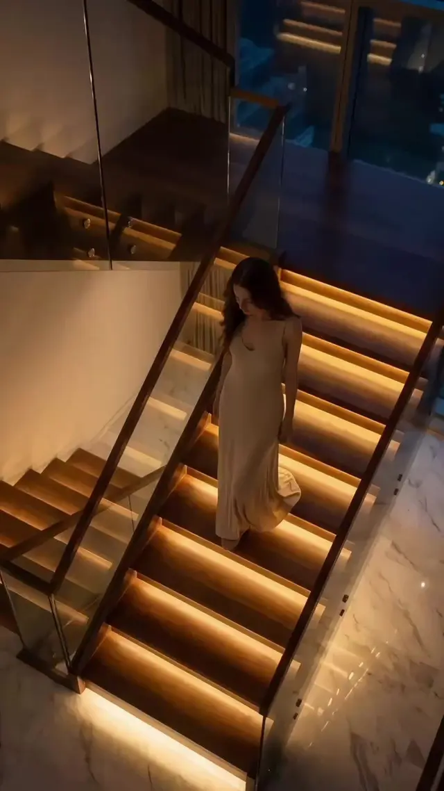 Episode 13 of After Her Seventh Heartbreak, I Took Mom Back to Heaven
