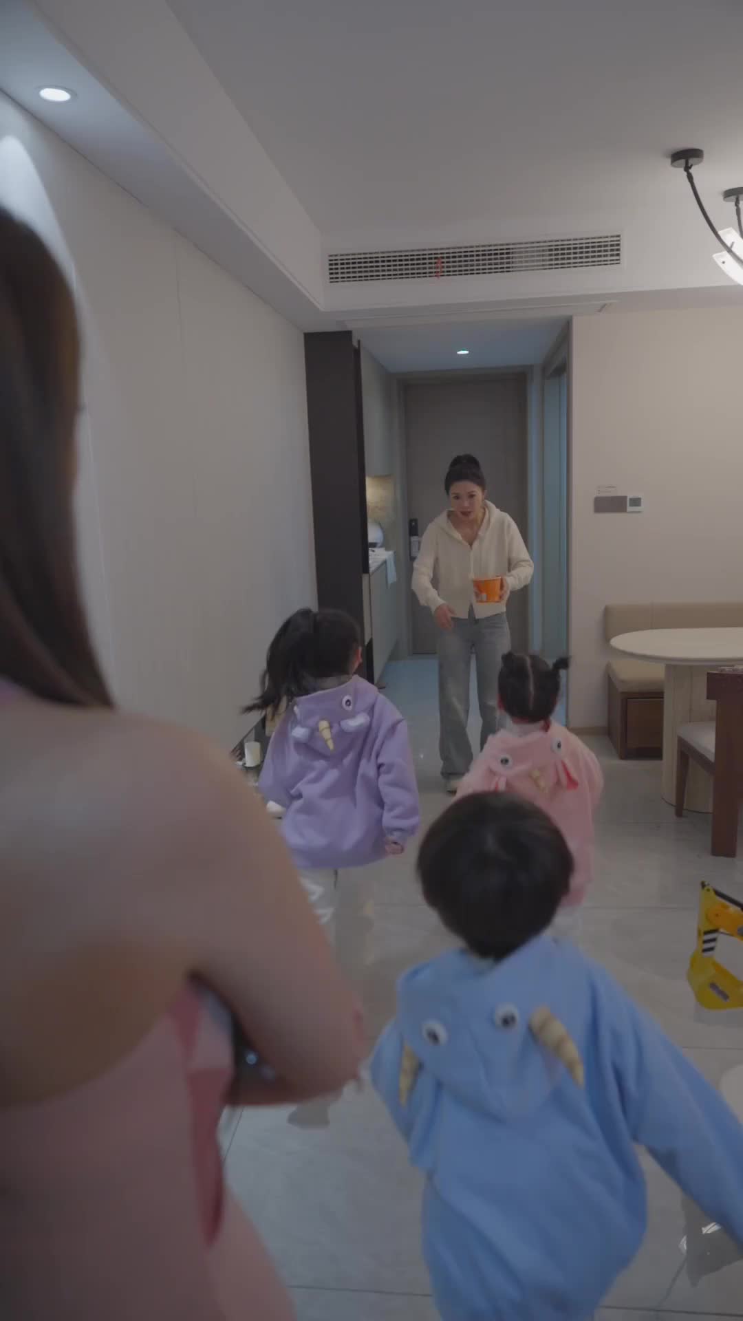 Episode 15 of After the Breakup, My Triplets and I Took the World by Storm