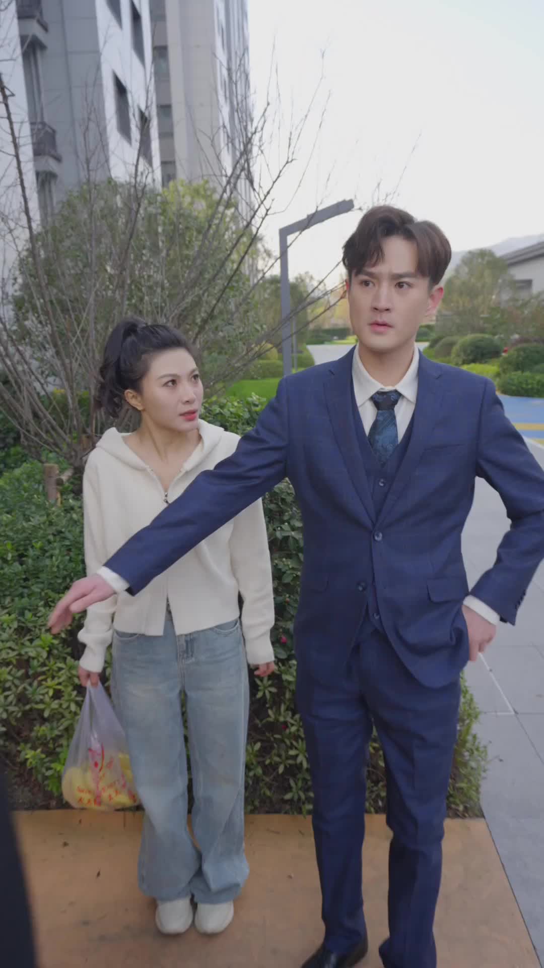 Episode 17 of After the Breakup, My Triplets and I Took the World by Storm