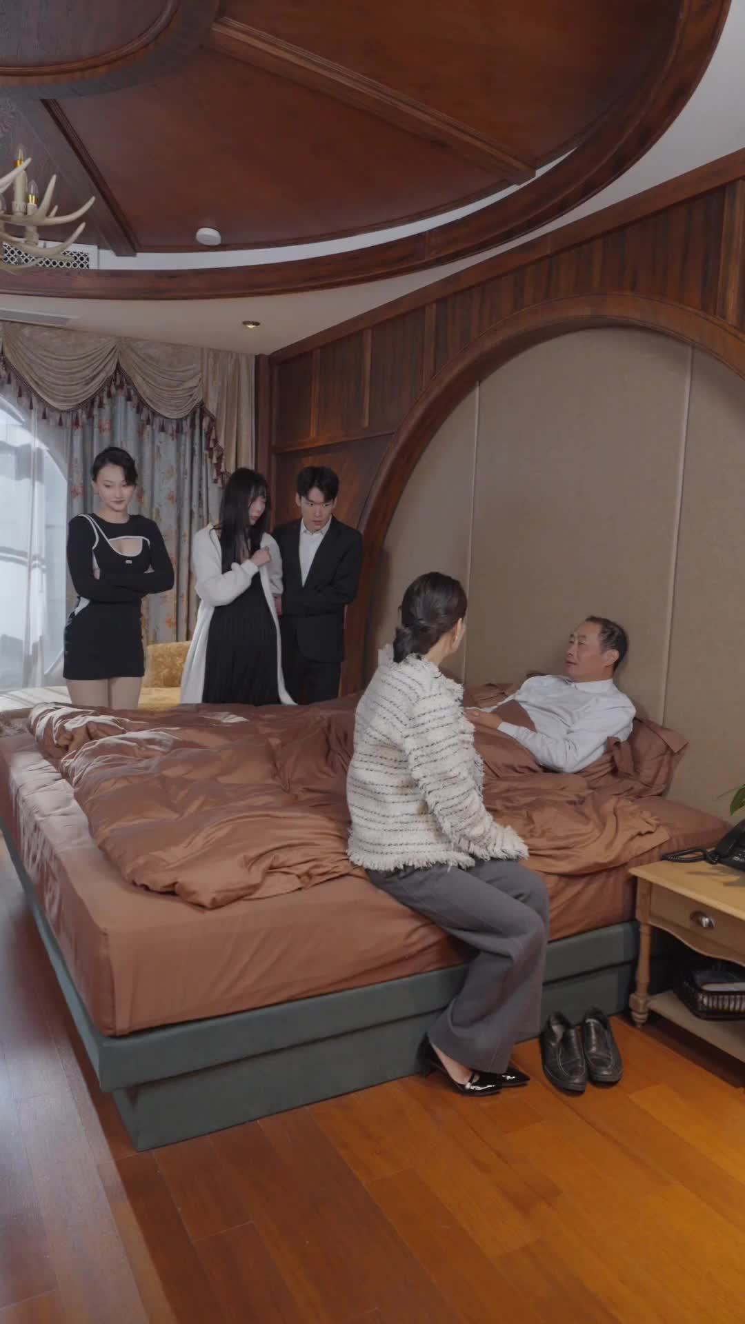 Episode 76 of After the Breakup, My Triplets and I Took the World by Storm