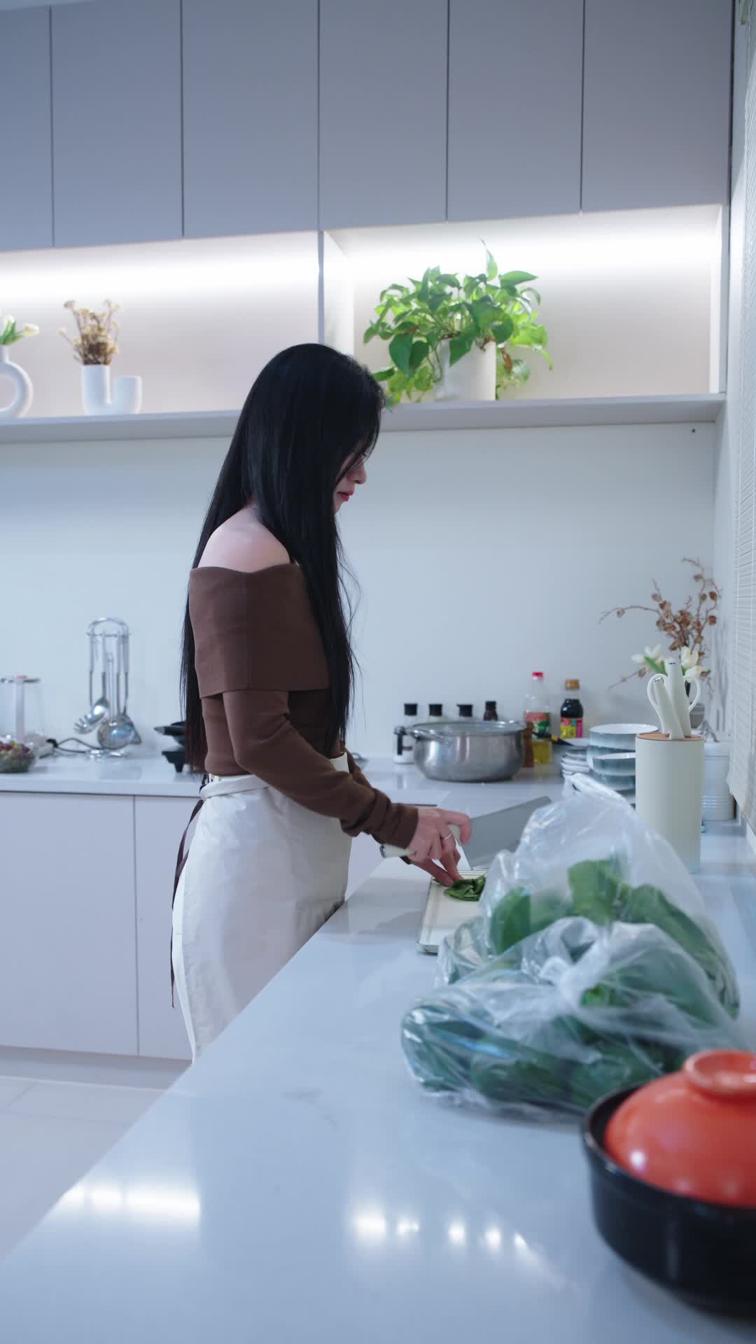 Episode 29 of After the Divorce, She Takes It All