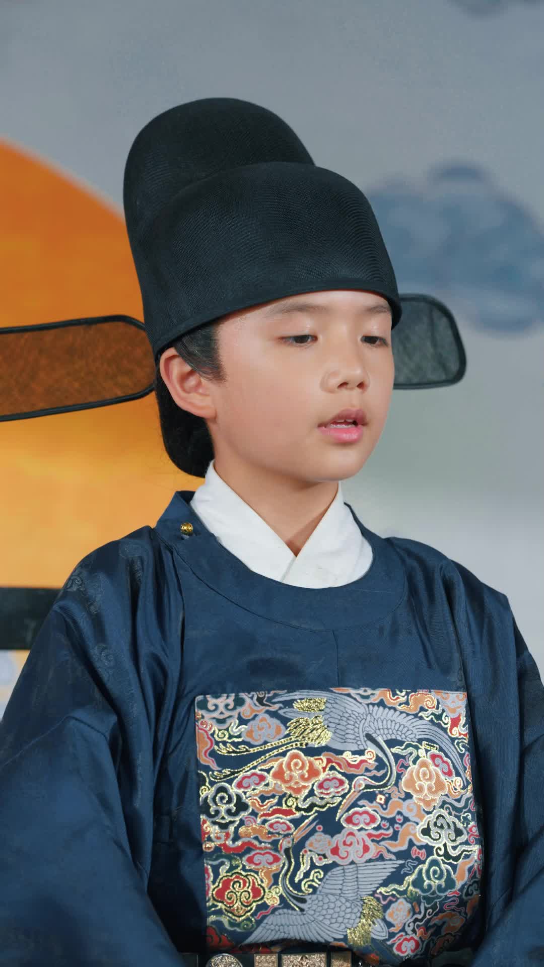 Episode 44 of Age 8, Justice Straight
