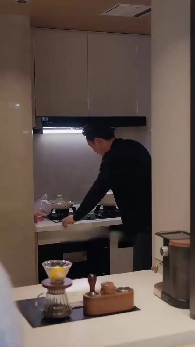 Episode 6 of Babe, Don't Escape
