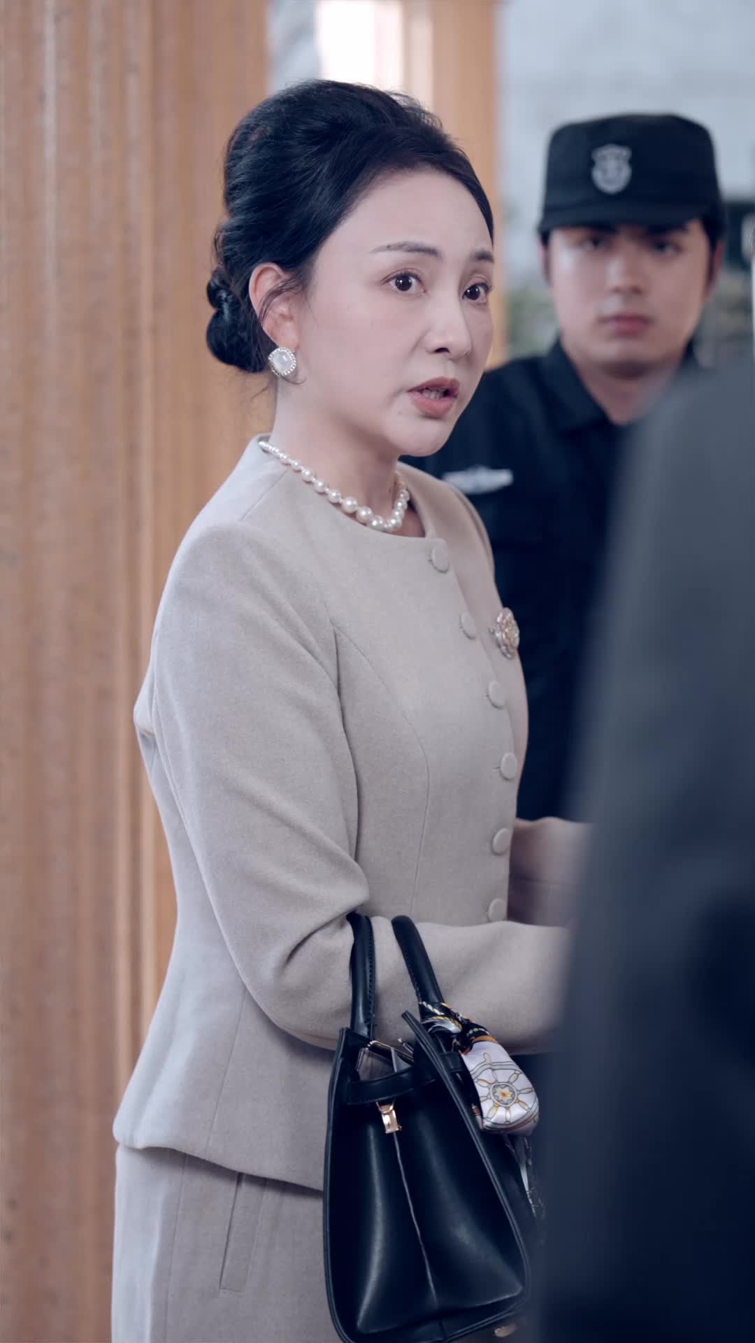 Episode 23 of Bad Son-in-Law, Go to Jail