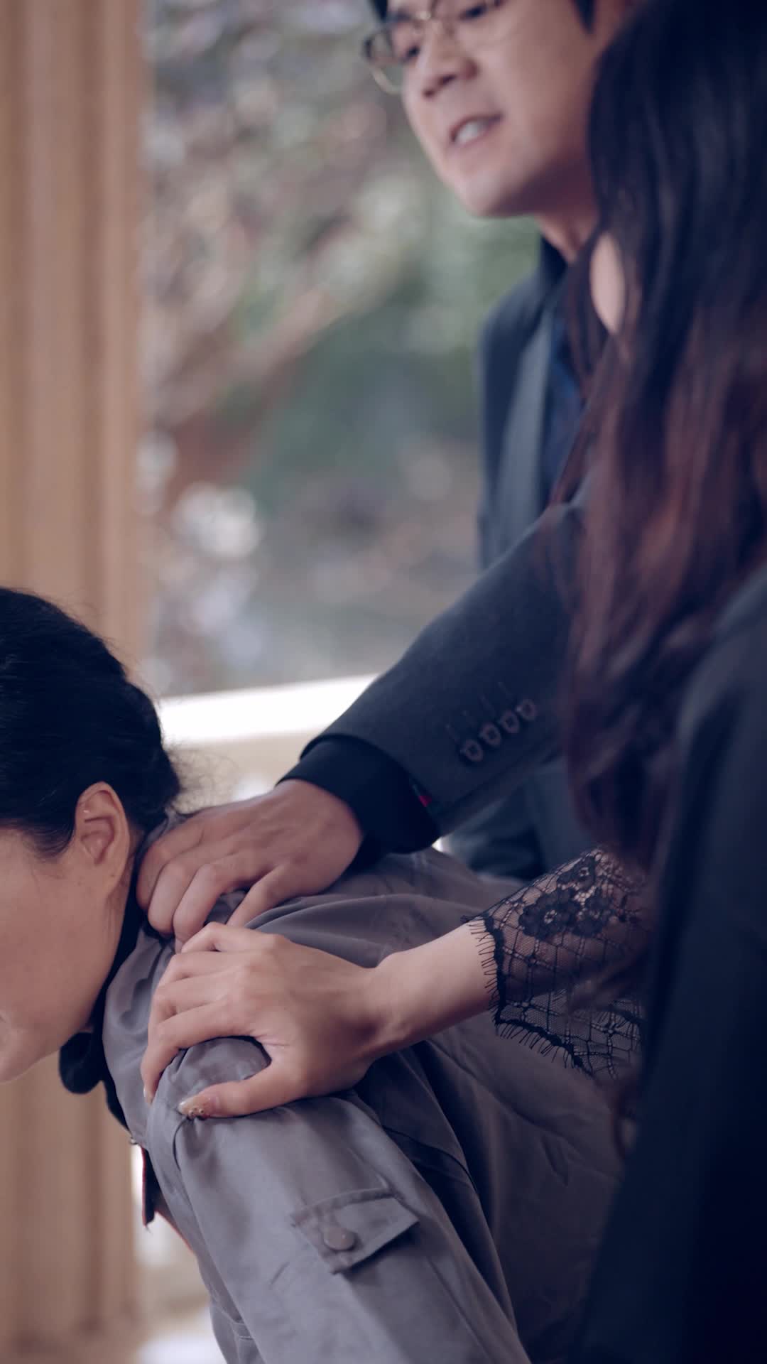 Episode 32 of Bad Son-in-Law, Go to Jail