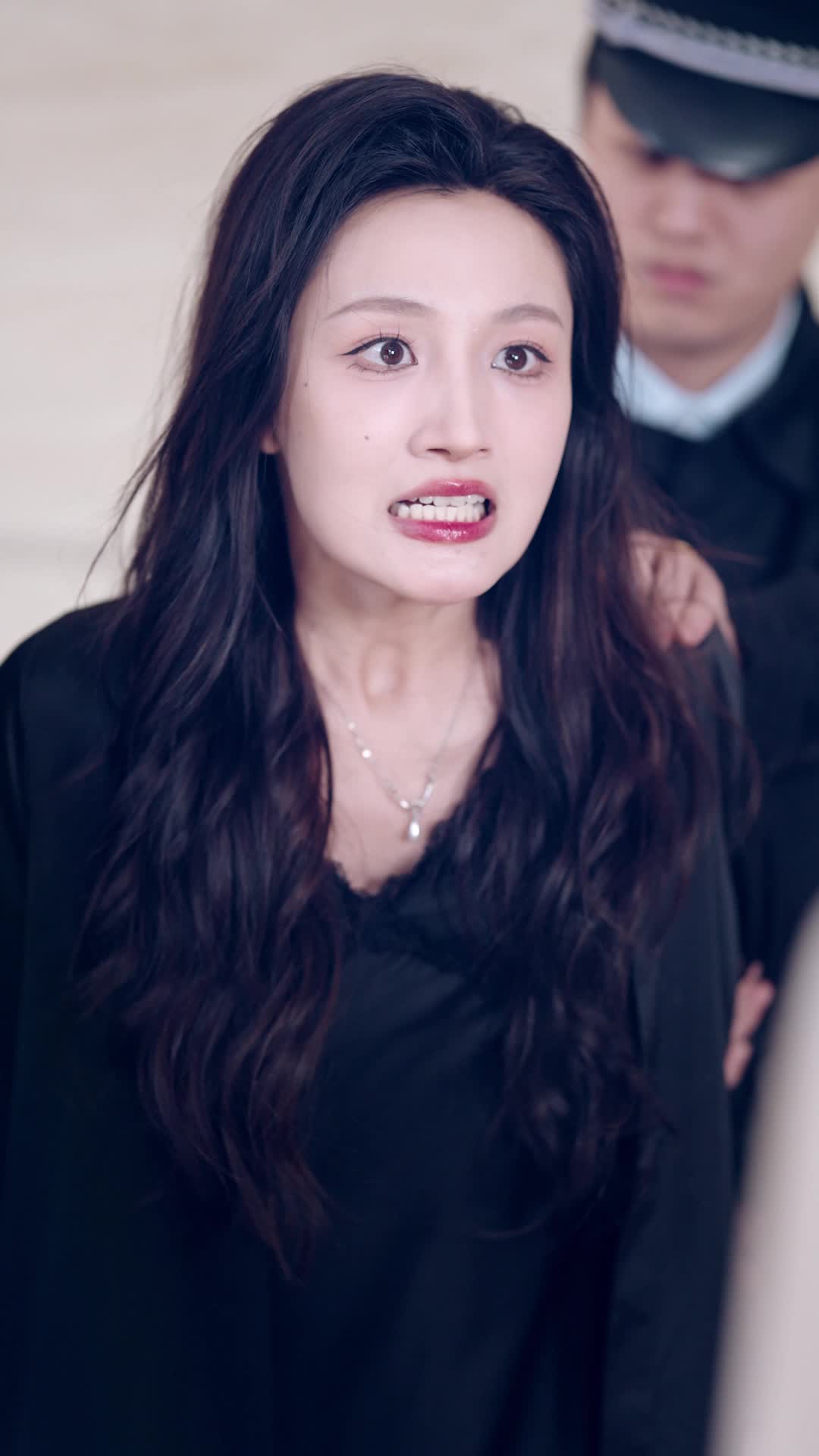 Episode 35 of Bad Son-in-Law, Go to Jail