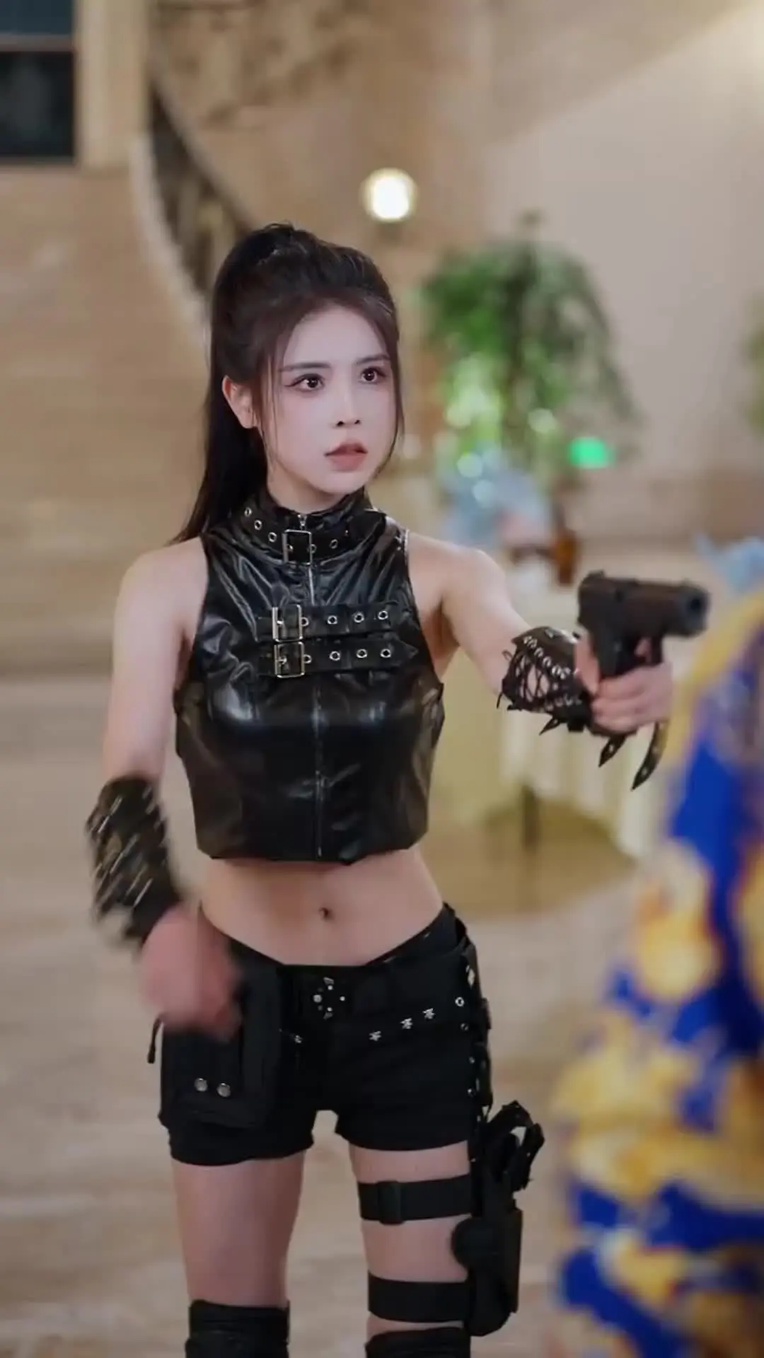 Episode 9 of Badass Driver, Hidden Blade
