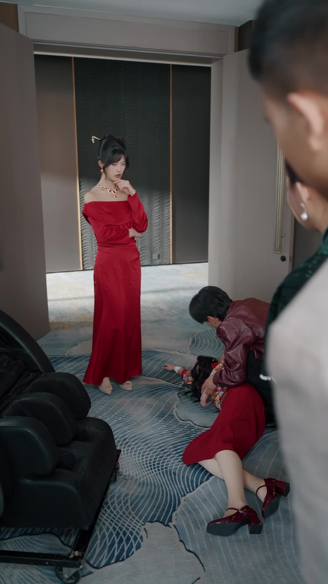 Episode 19 of Beauty & Billions: She Strikes Back