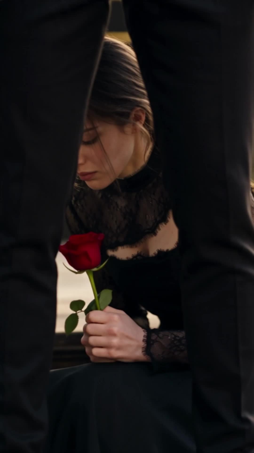 Episode 11 of Betrayed, I married the Mafia King.