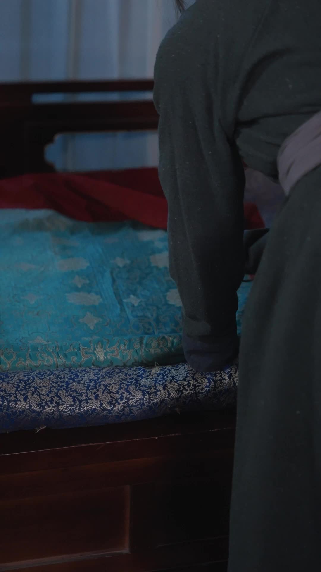 Episode 47 of Between Two Worlds: A Bride for a Bun