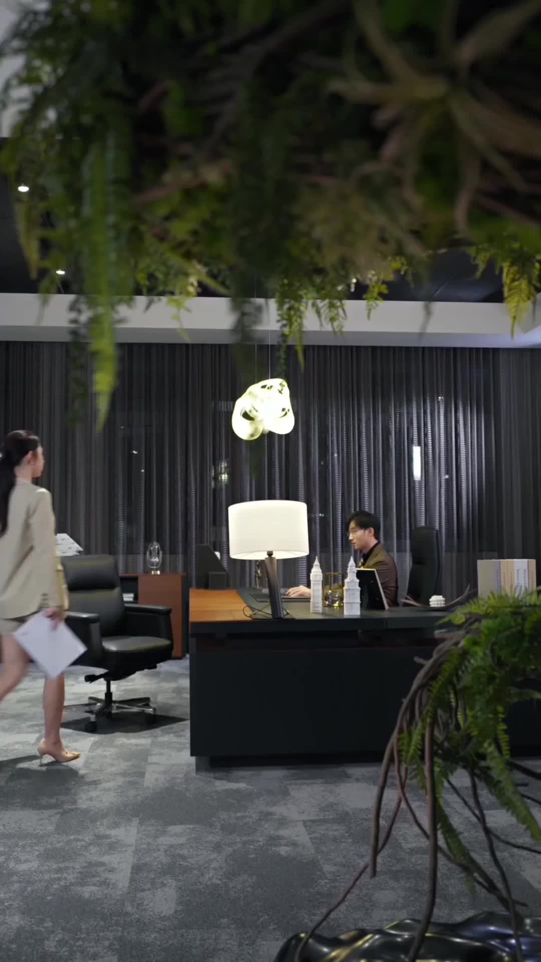Episode 19 of Billionaire Daddy, Don't You Escape