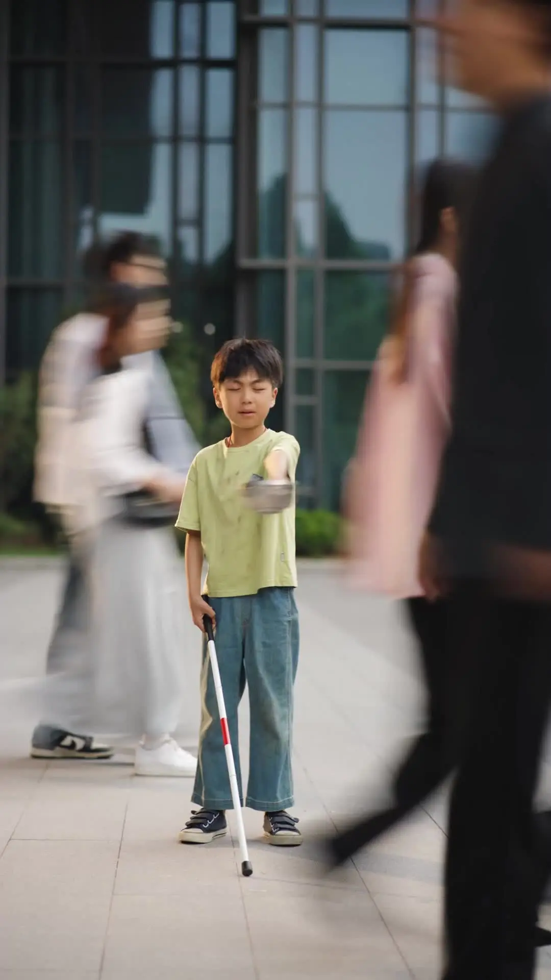 Episode 1 of Blind Prodigy Saved His Family