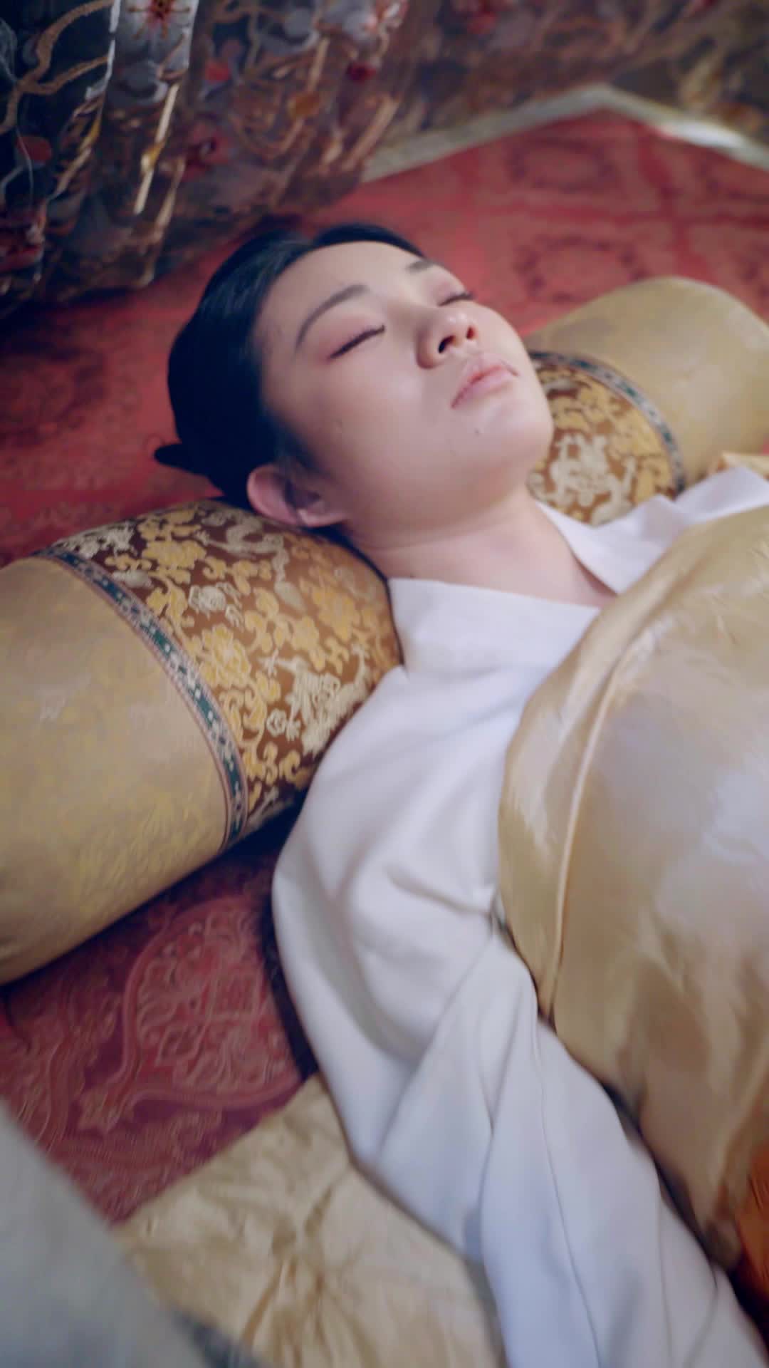 Episode 109 of Blood and the Veil: The Maid Returns