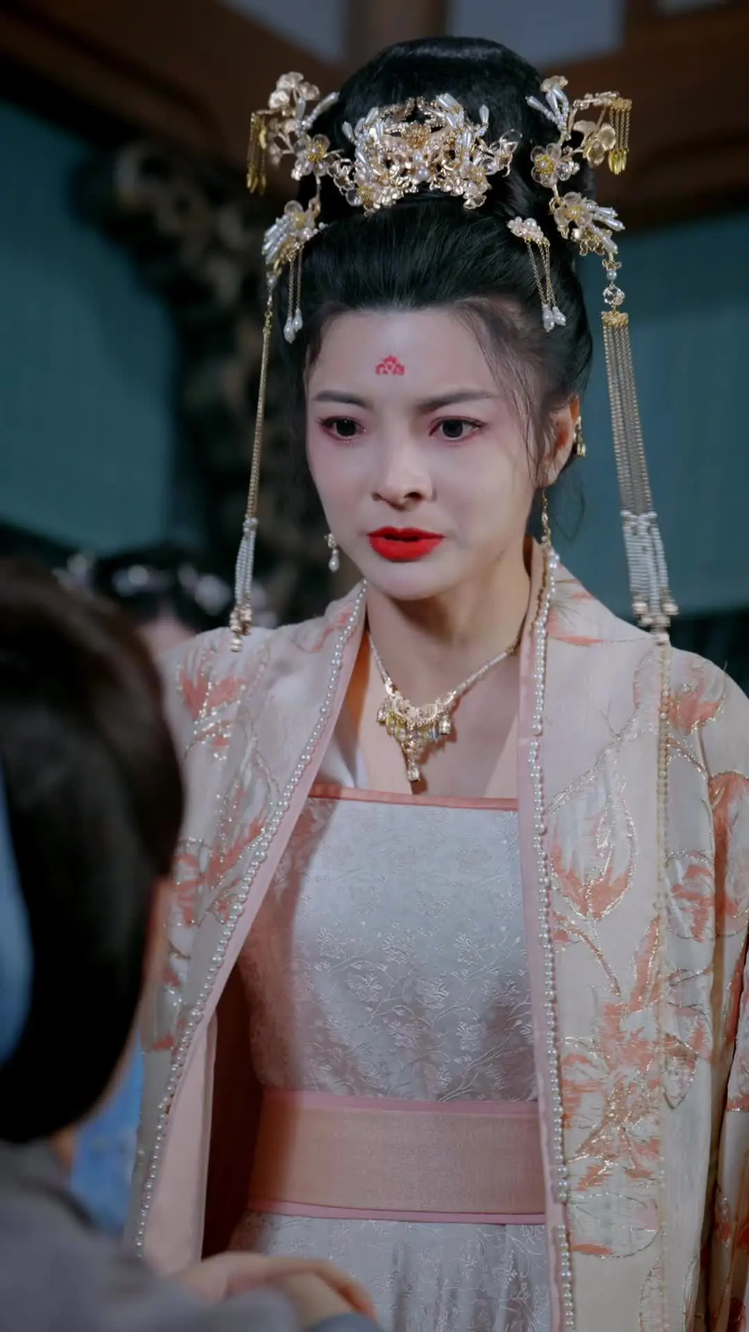 Episode 54 of Blood and the Veil: The Maid Returns