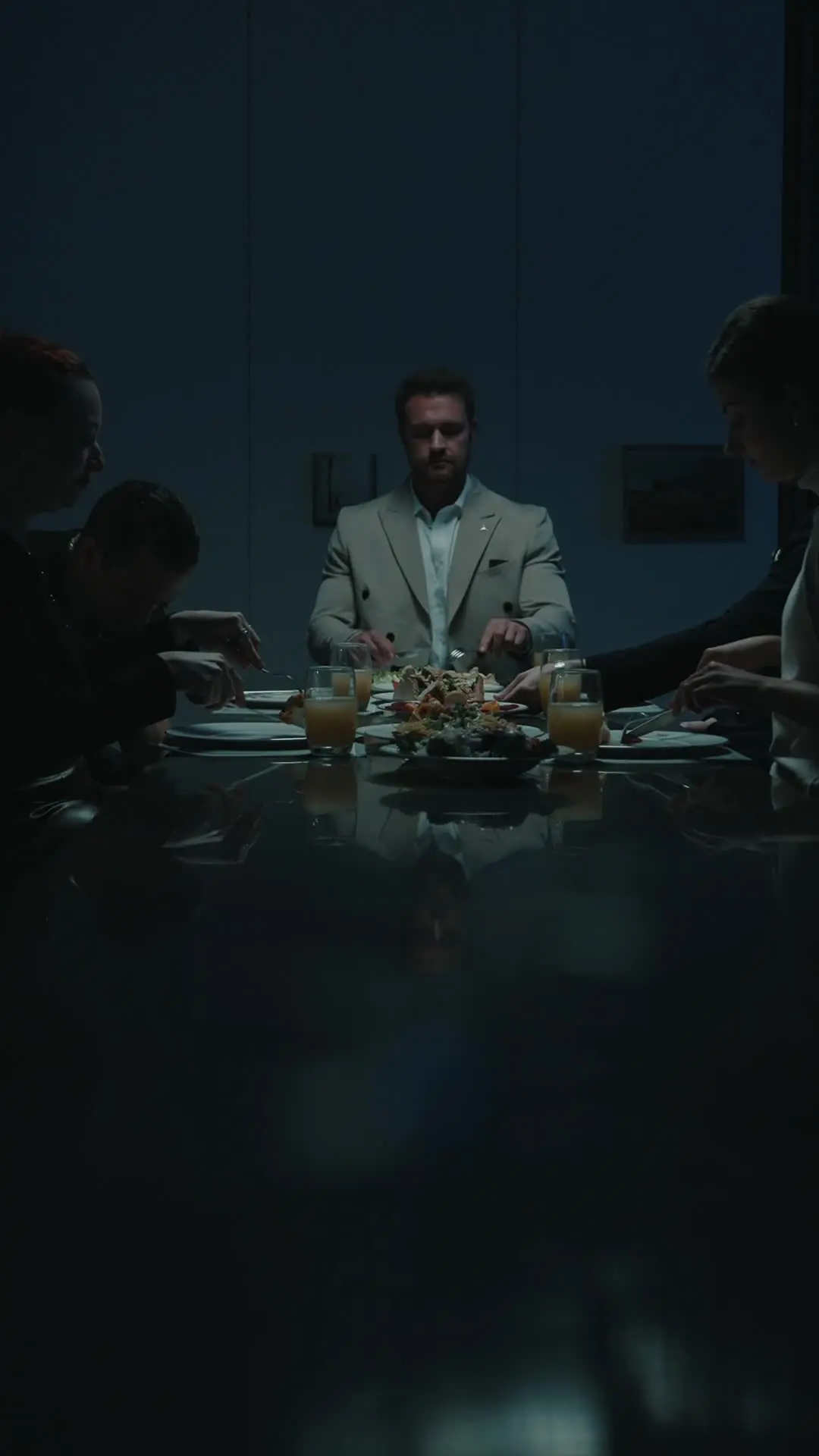 Episode 14 of Blood contract