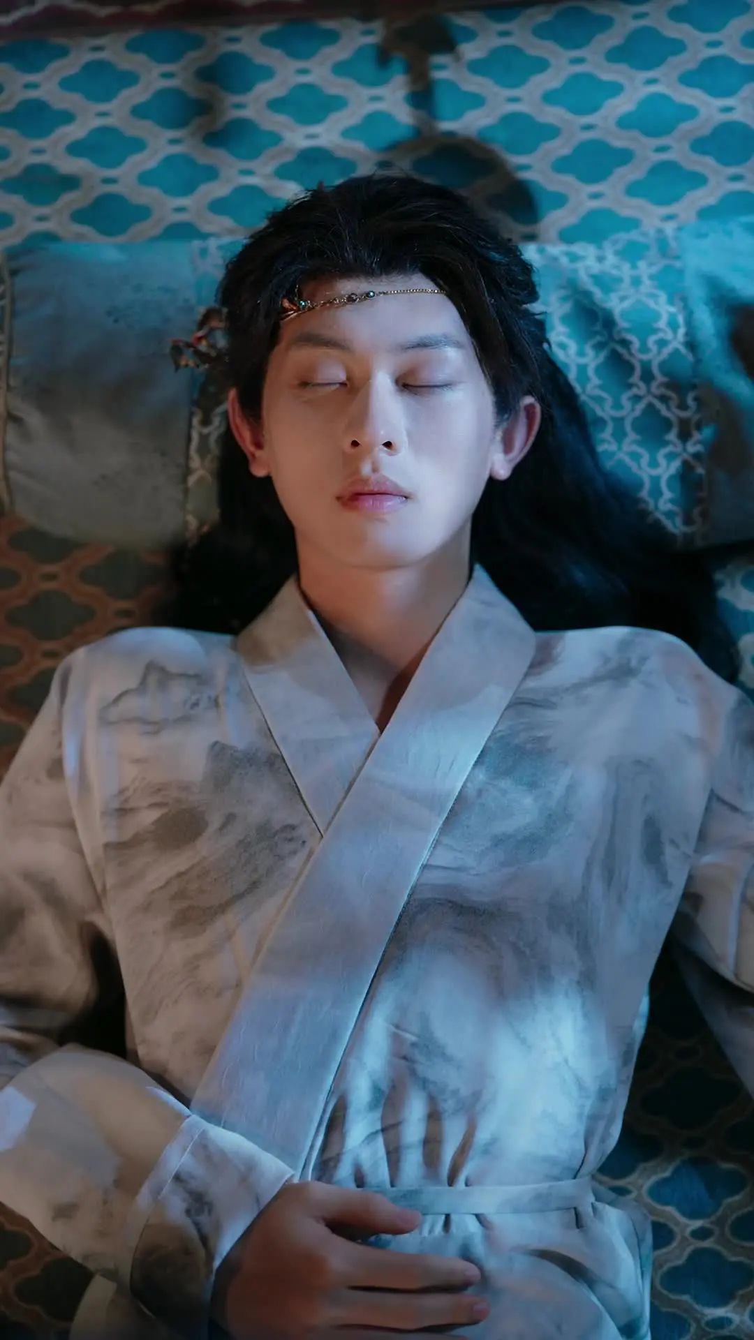 Episode 3 of Borrowed Heart, Stolen Love