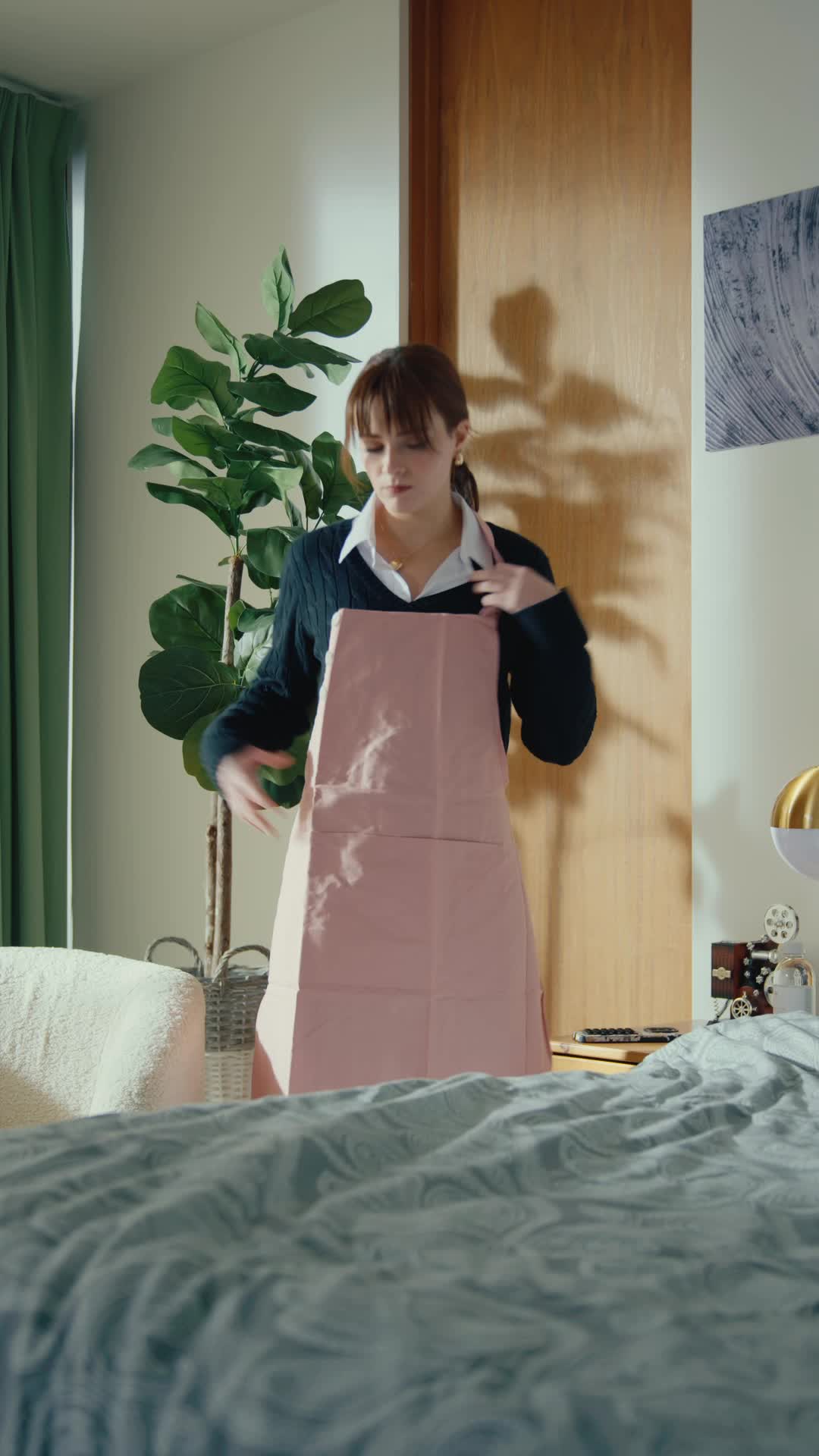 Episode 35 of Boss, Your Wife's a Whole Detective!