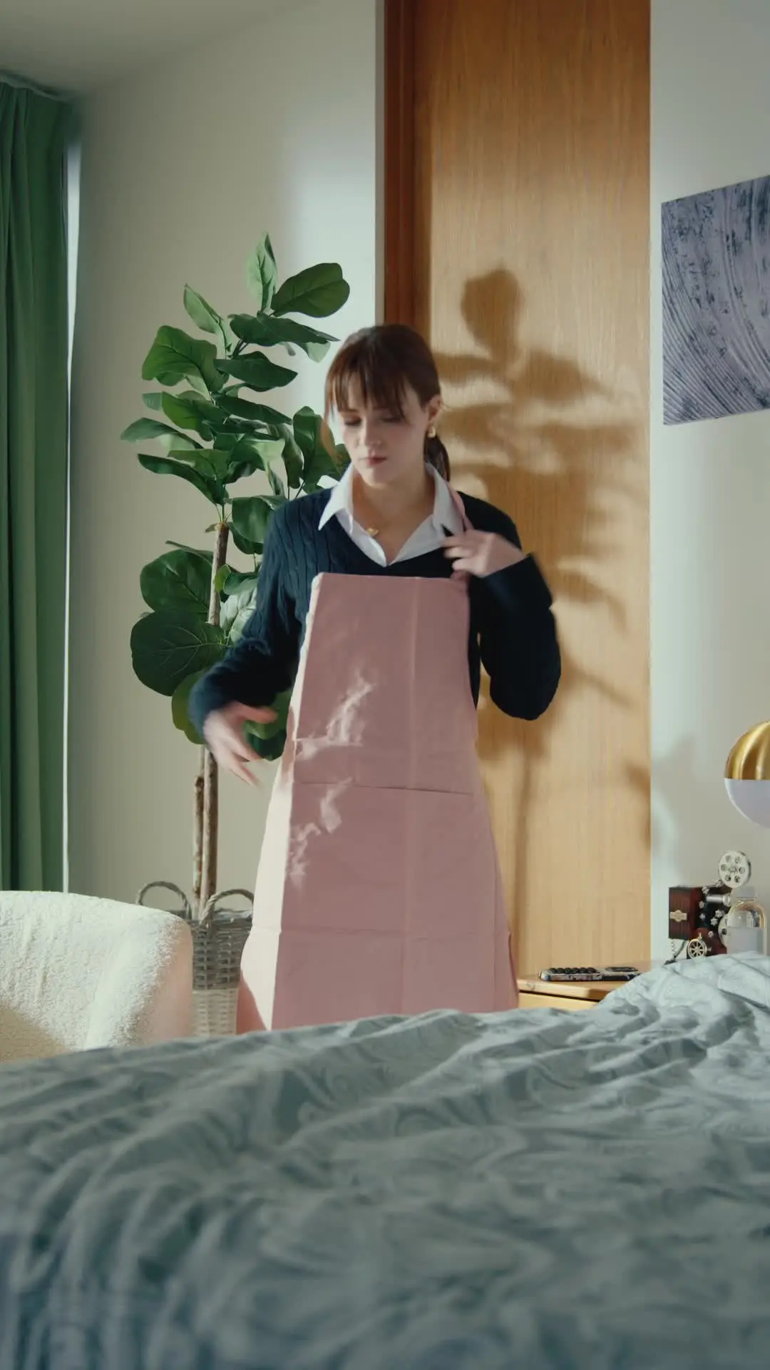 Episode 35 of Boss, Your Wife's a Whole Detective!