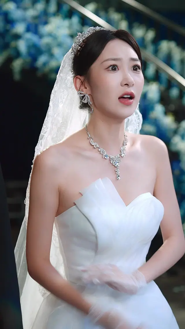 Episode 13 of Bound to My Heiress