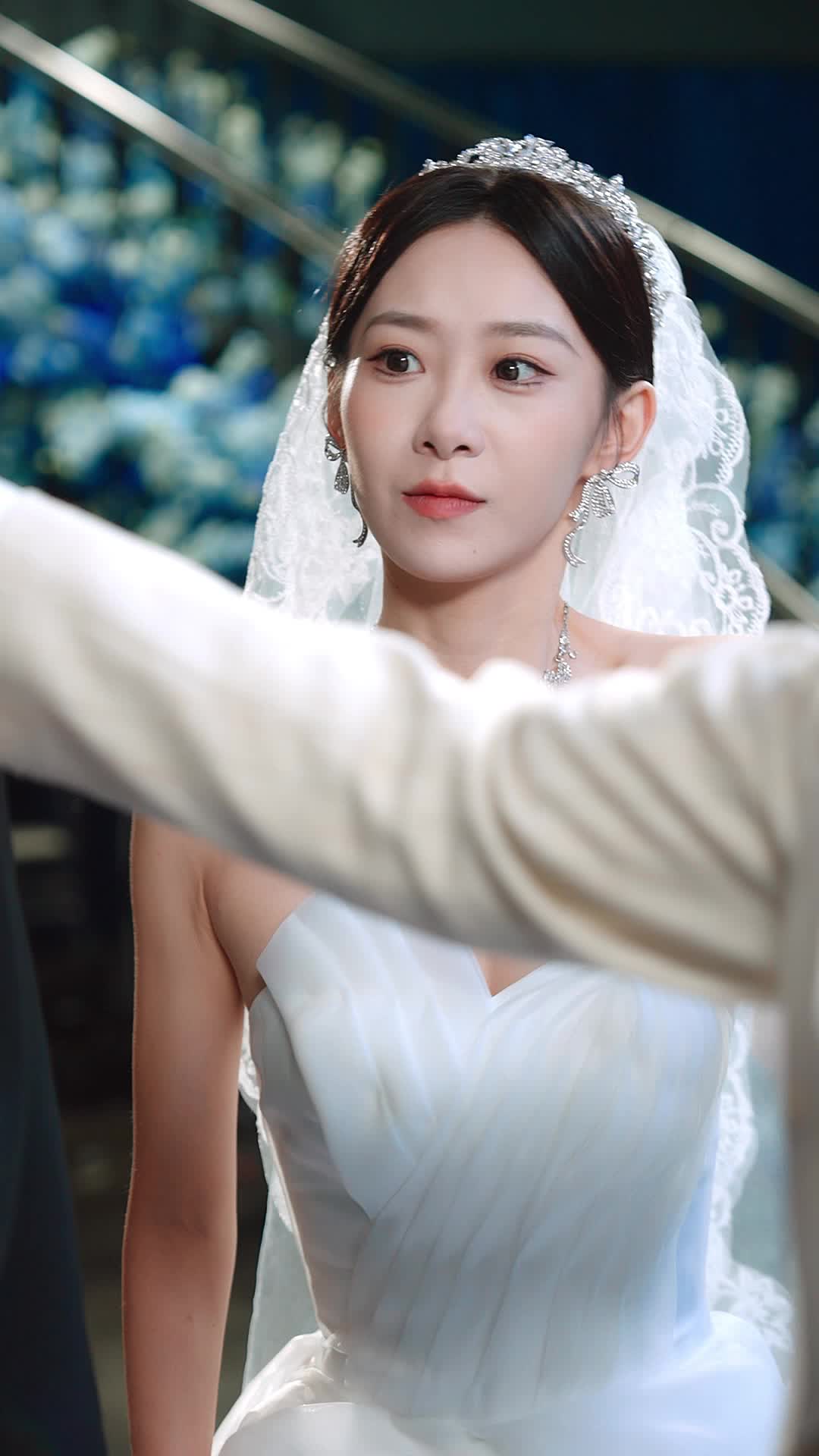 Episode 14 of Bound to My Heiress