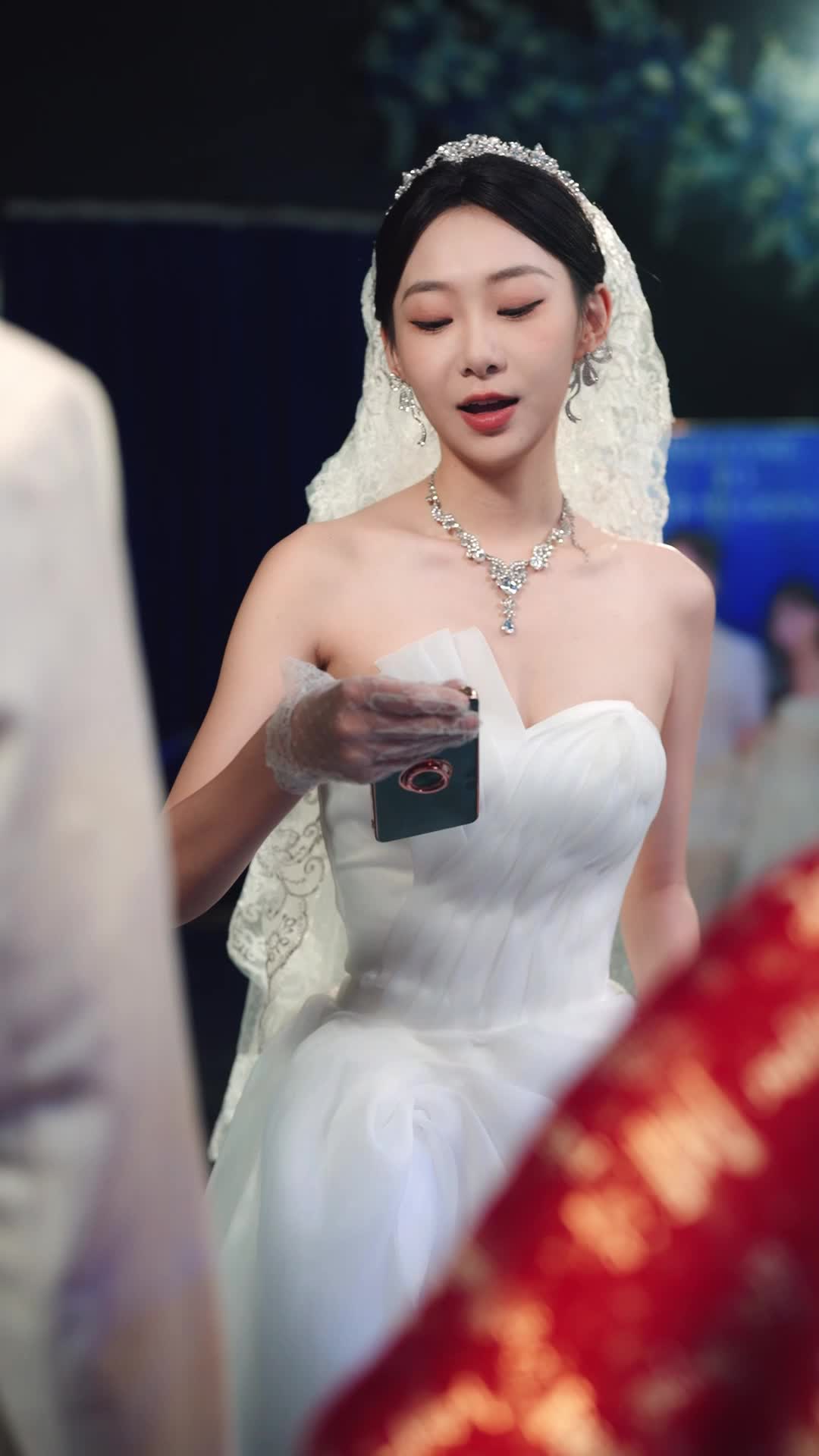 Episode 33 of Bound to My Heiress