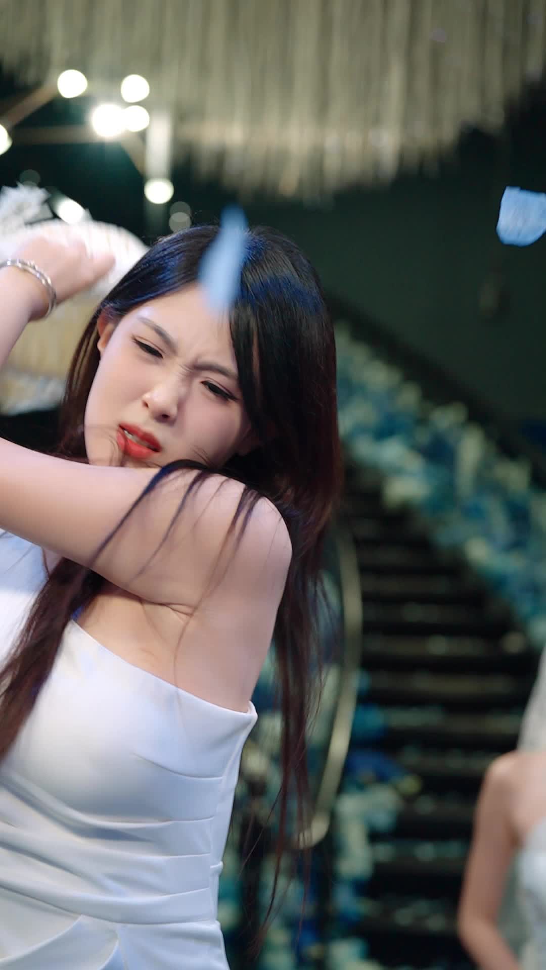 Episode 8 of Bound to My Heiress