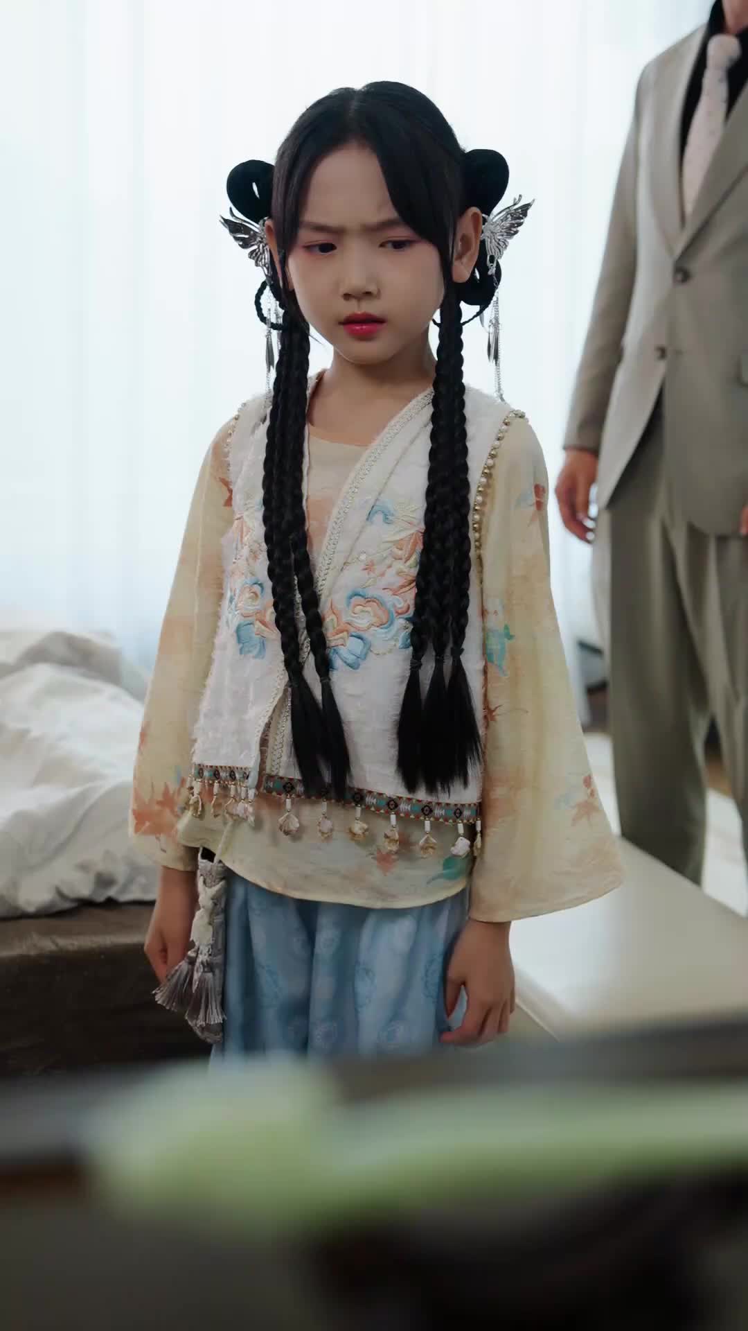 Episode 49 of Bow Down, My Great-Aunt Is Back!