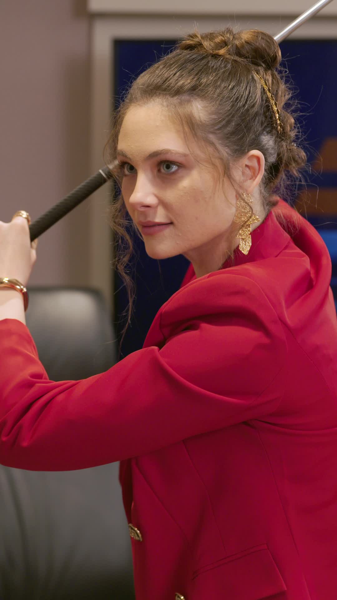 Episode 17 of Cancel the Wedding, Queen Moves On