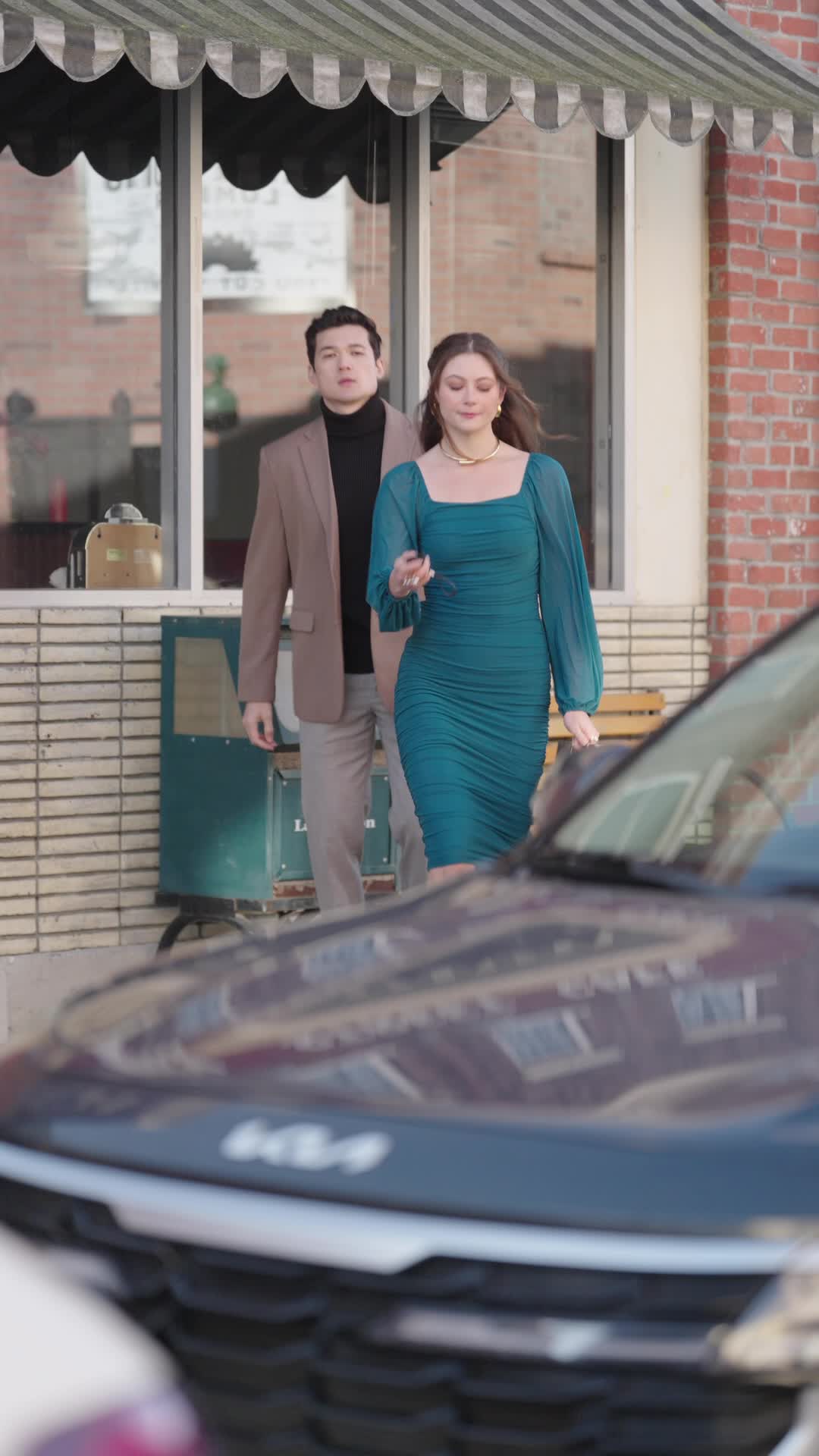 Episode 4 of Cancel the Wedding, Queen Moves On