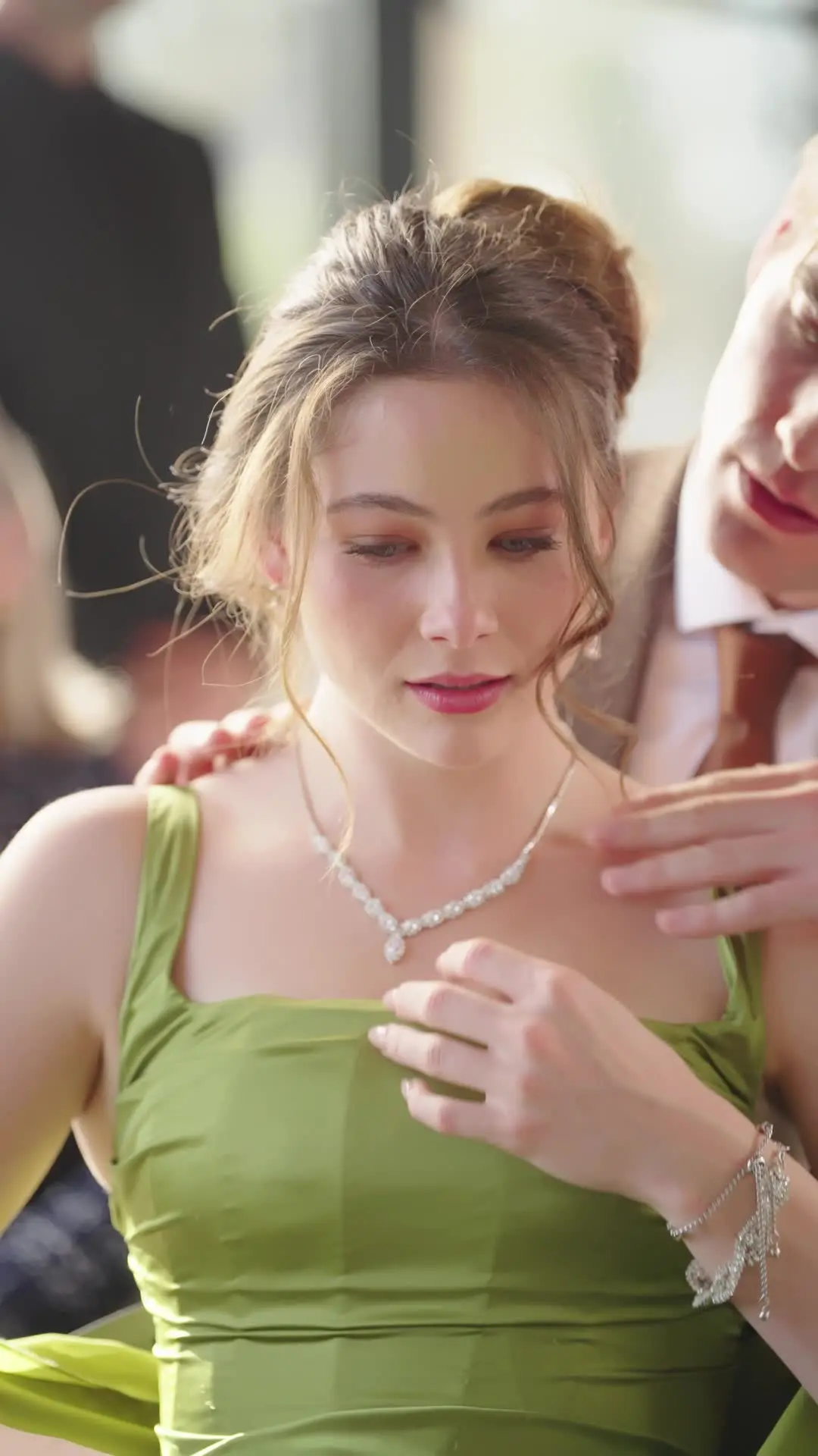 Episode 9 of Cancel the Wedding, Queen Moves On