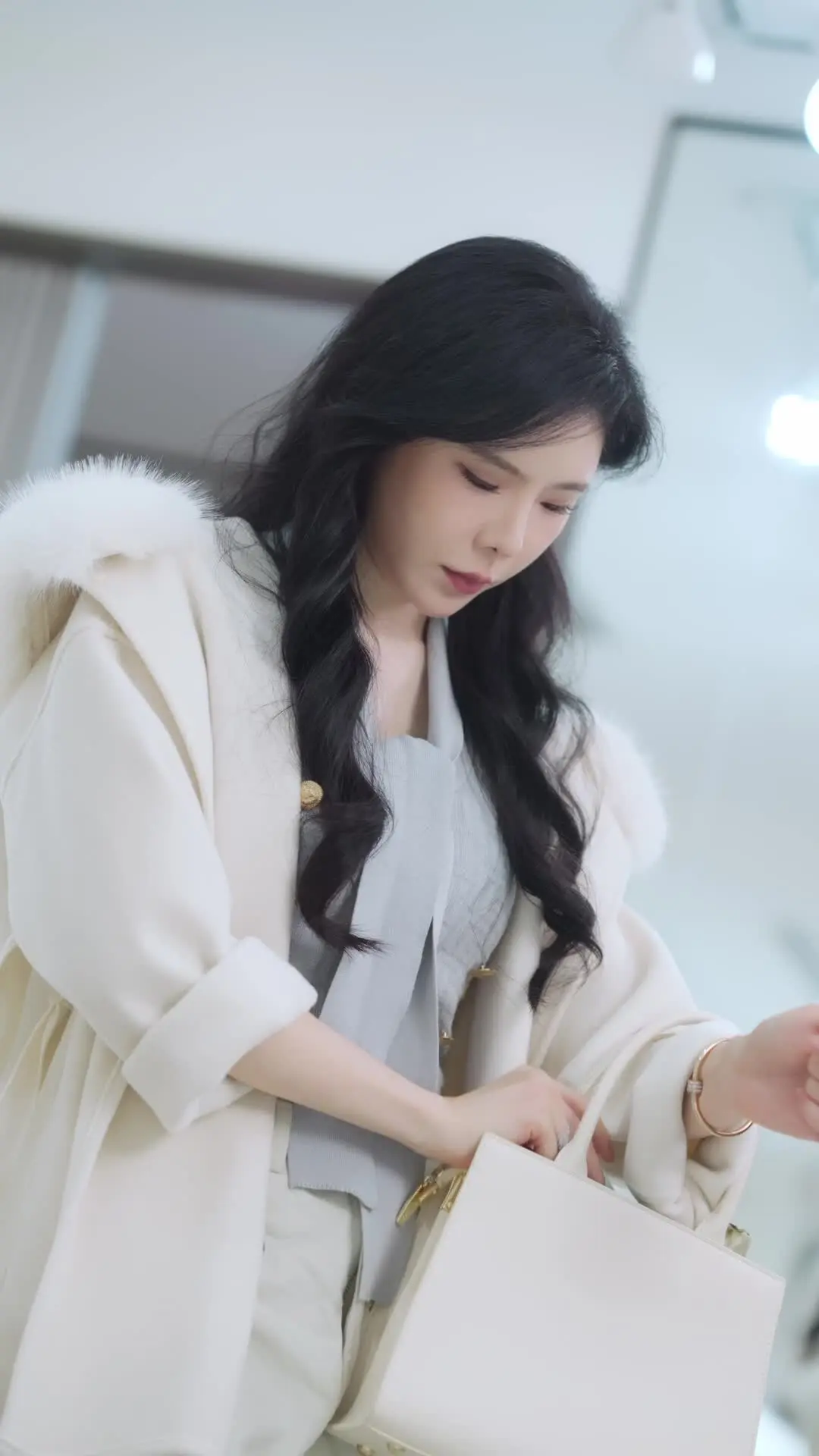 Episode 34 of Captain, Mayday for Love