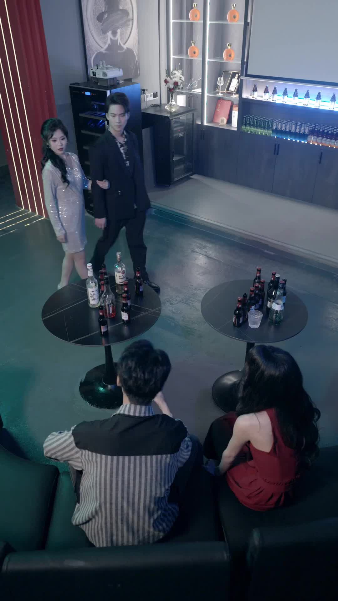 Episode 24 of Cast-Off Socialite: The Masked Dancer's Comeback