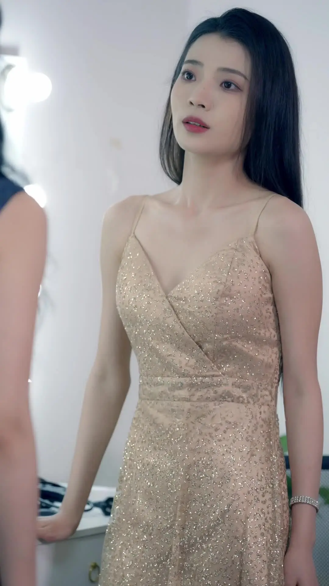 Episode 7 of Cast-Off Socialite: The Masked Dancer's Comeback