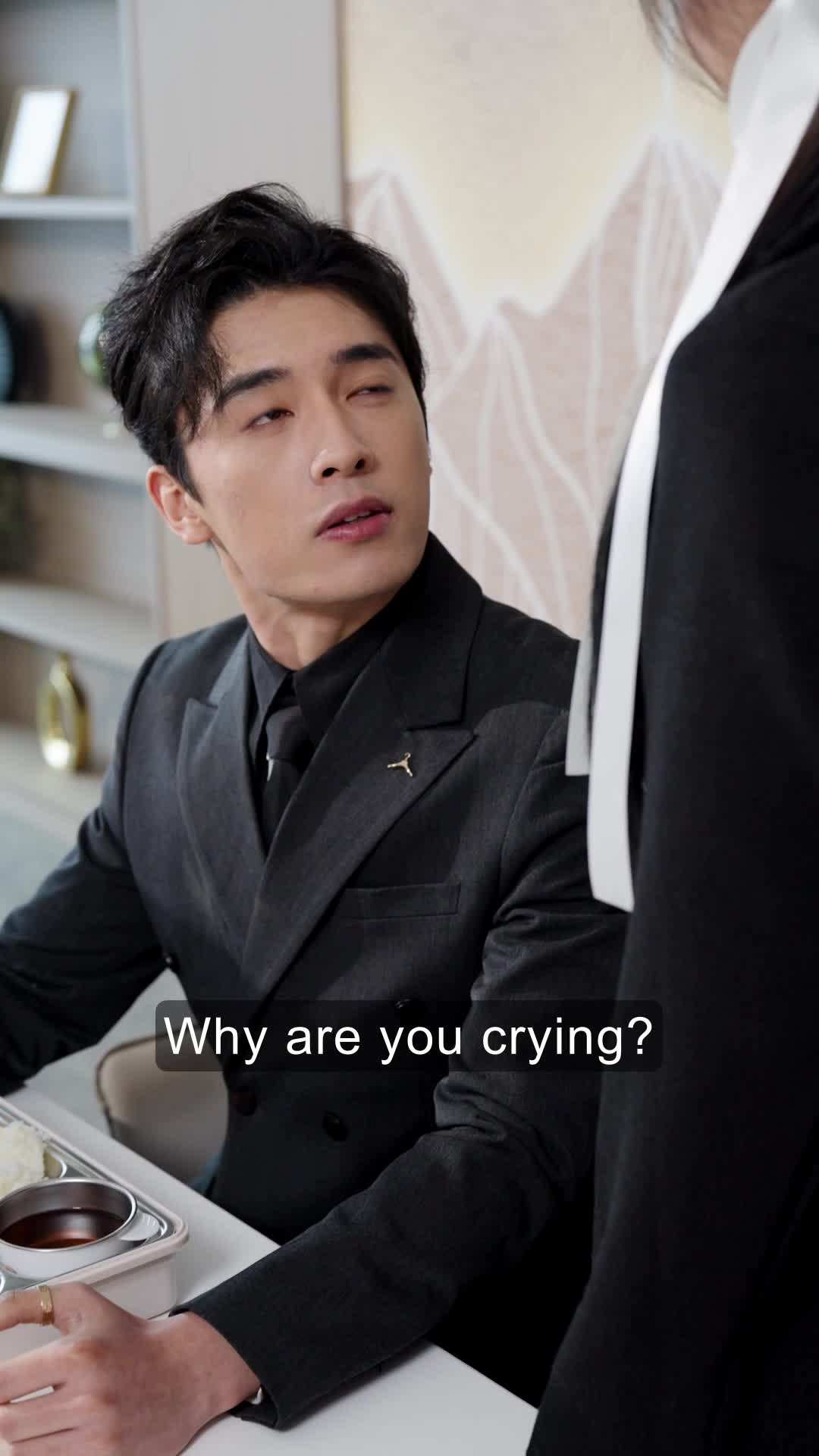 Episode 19 of CEO Daddy Spoils His Wife Sweetly
