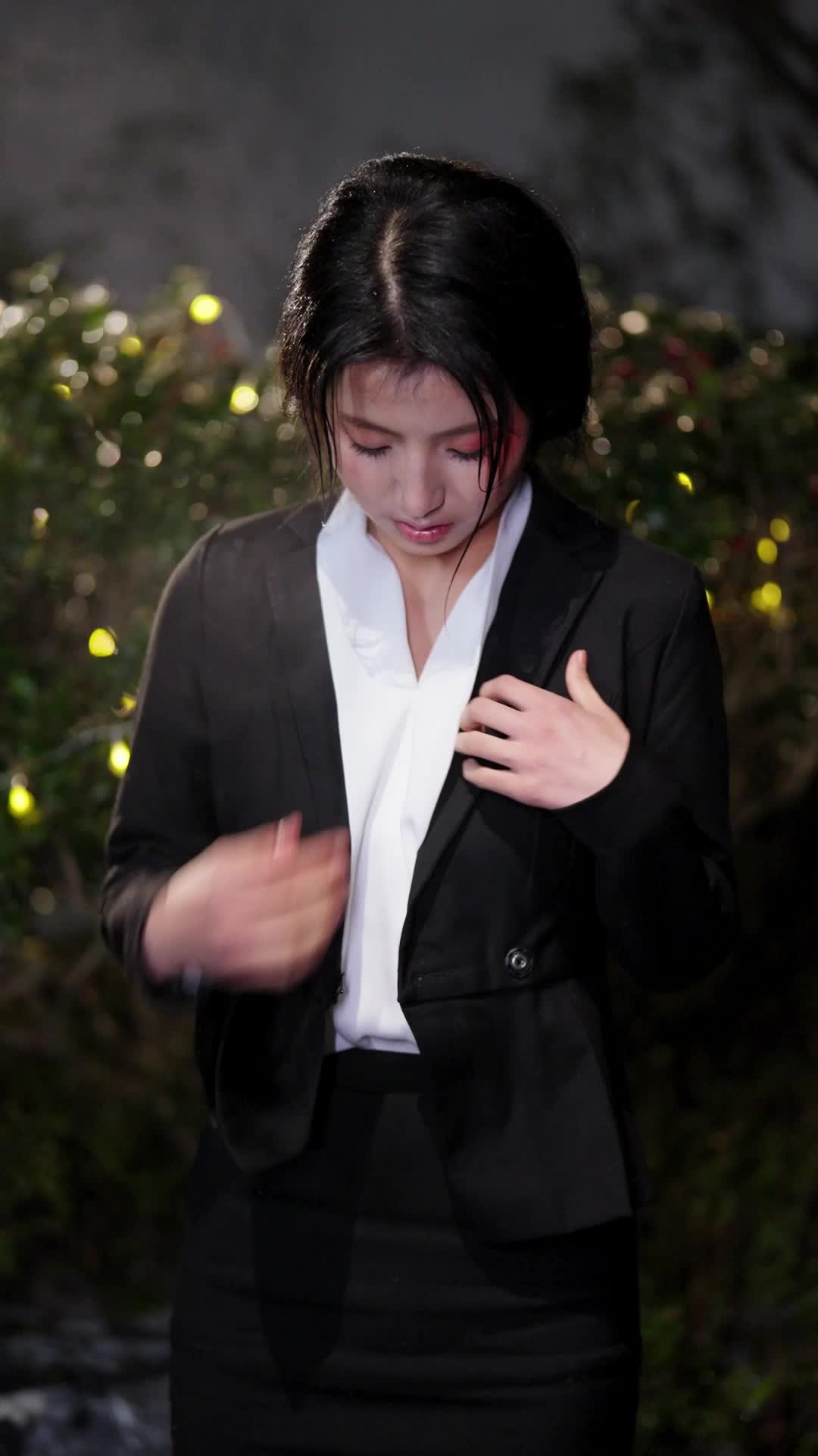 Episode 2 of CEO Daddy Spoils His Wife Sweetly
