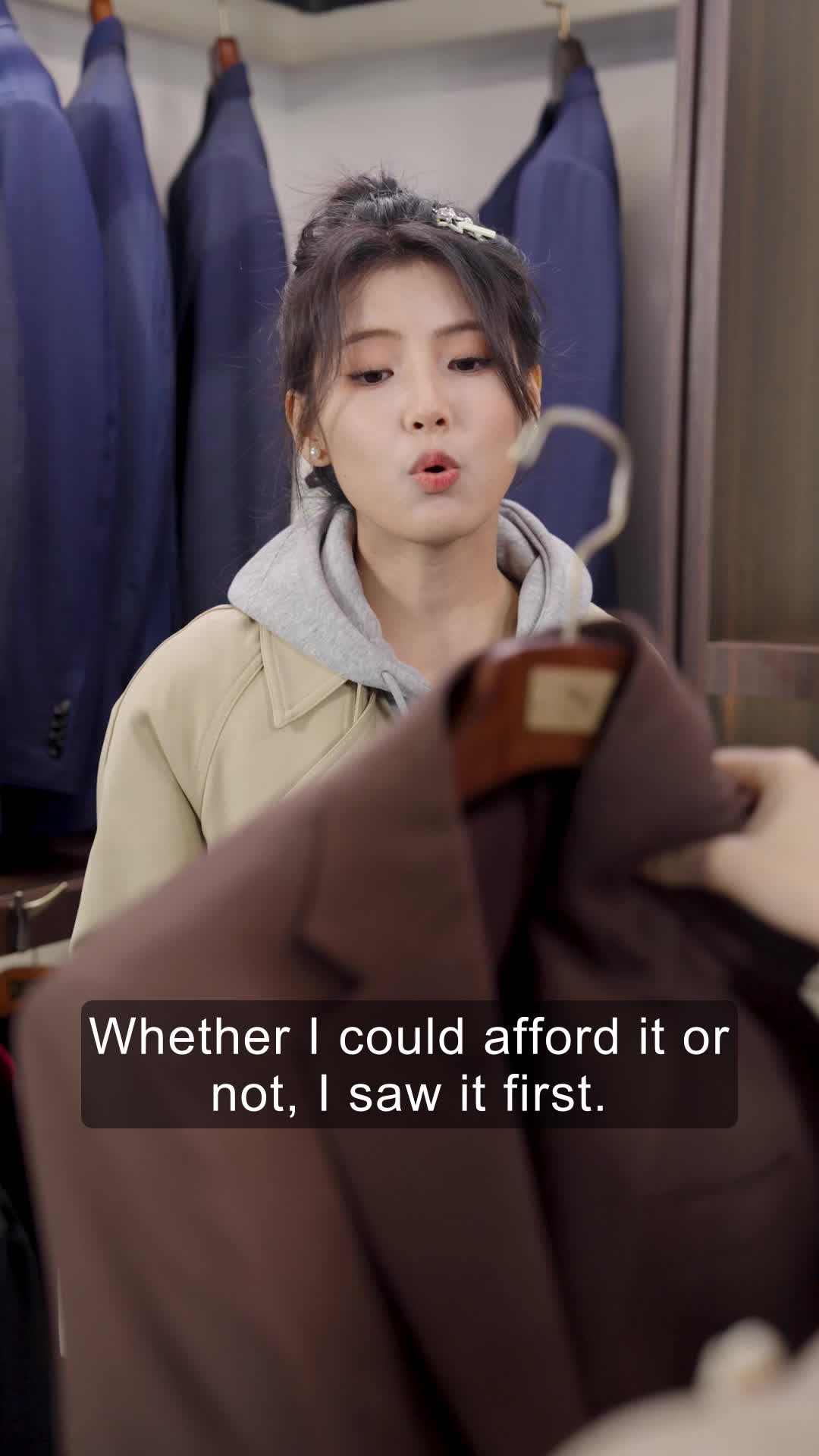 Episode 25 of CEO Daddy Spoils His Wife Sweetly