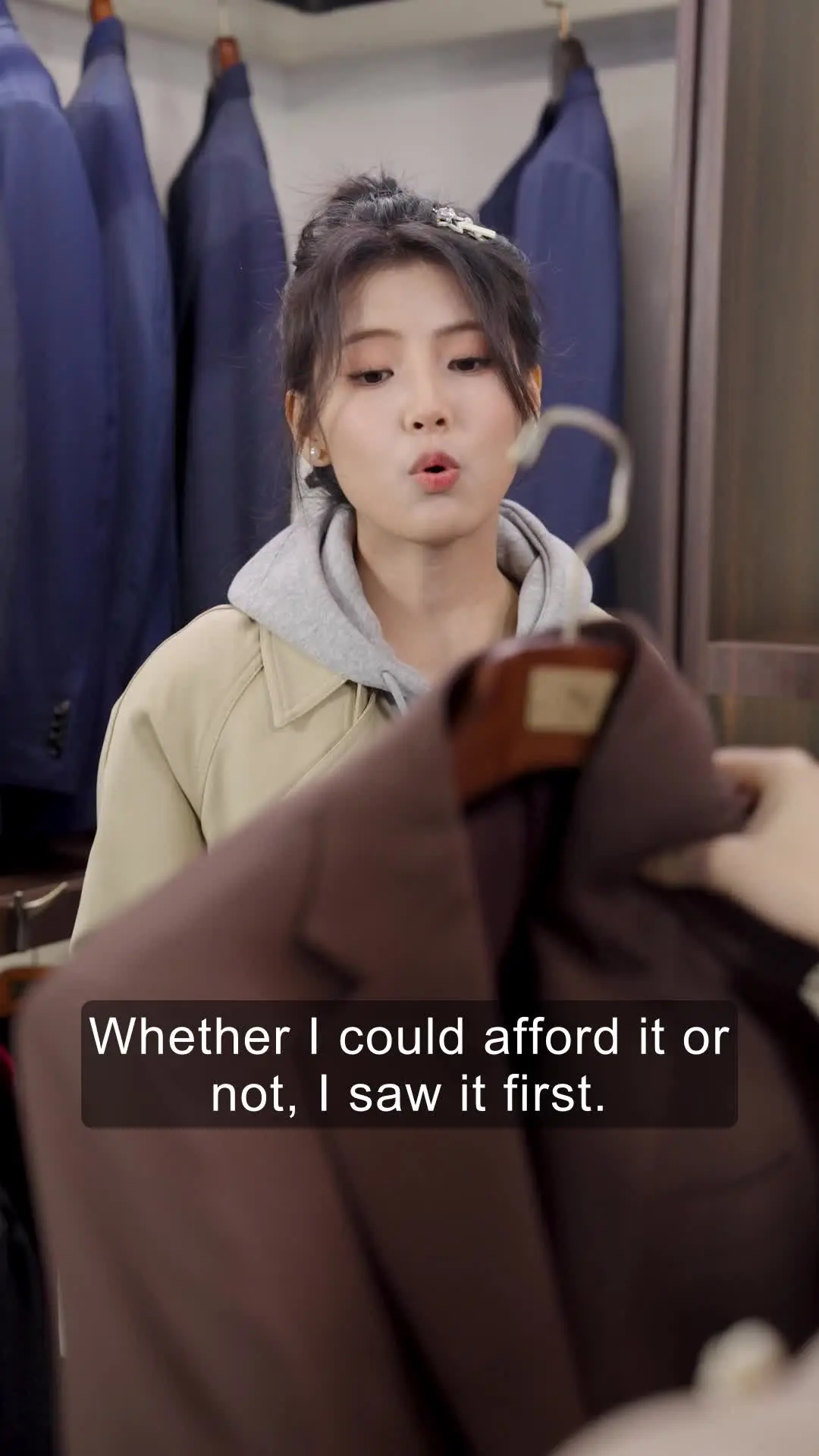 Episode 25 of CEO Daddy Spoils His Wife Sweetly