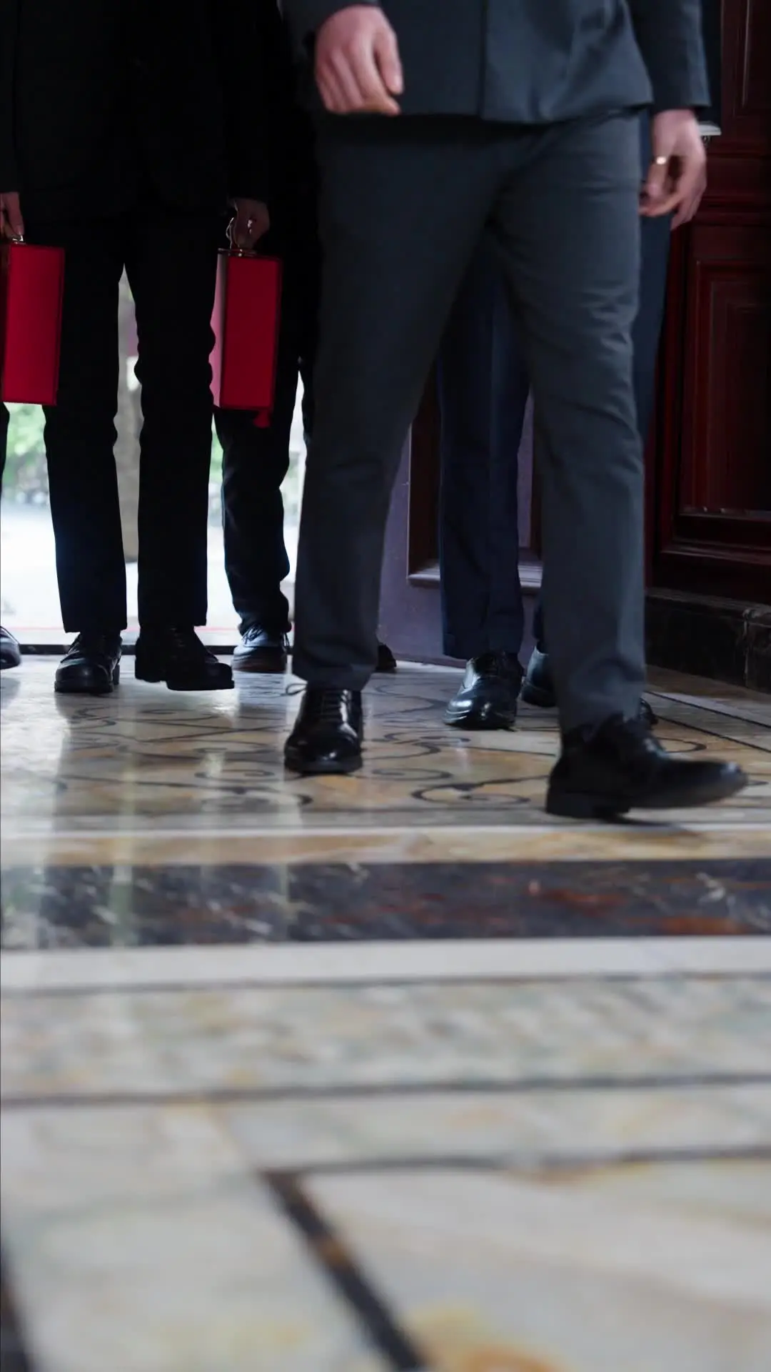 Episode 4 of CEO Daddy Spoils His Wife Sweetly