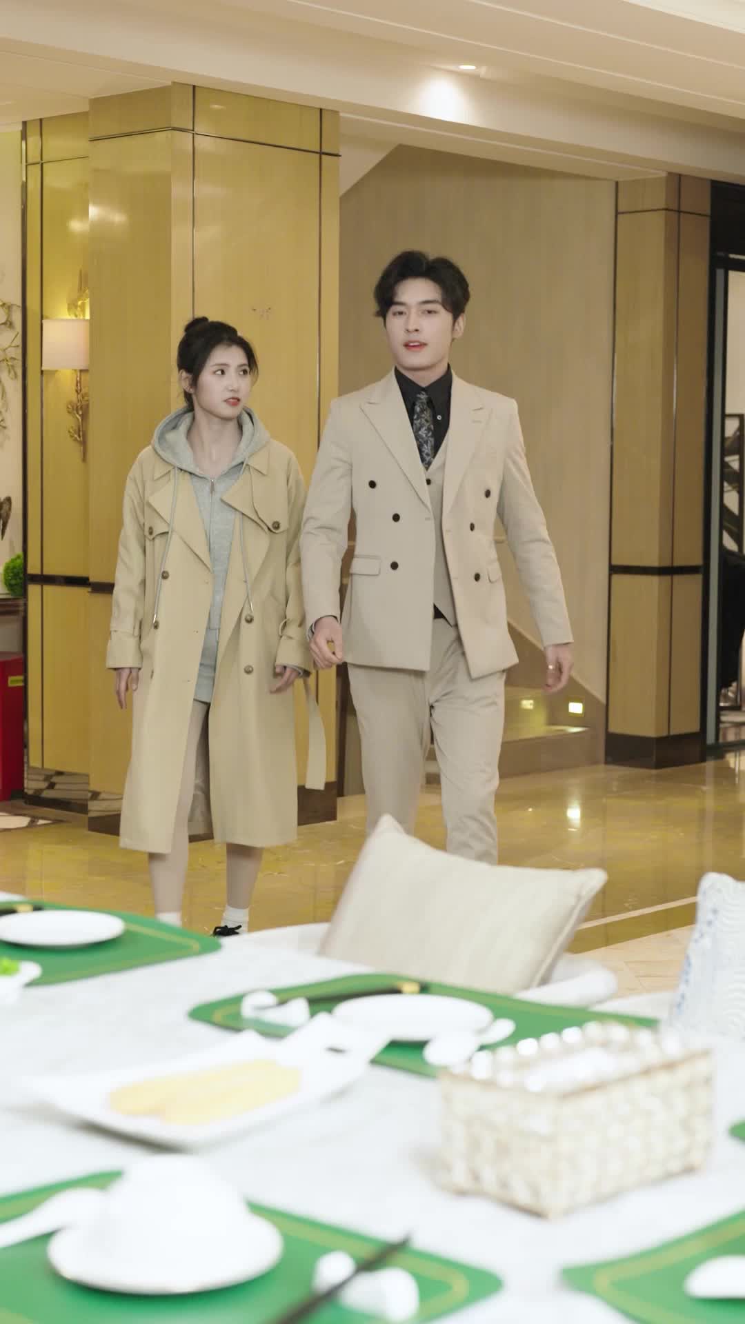 Episode 56 of CEO Daddy Spoils His Wife Sweetly