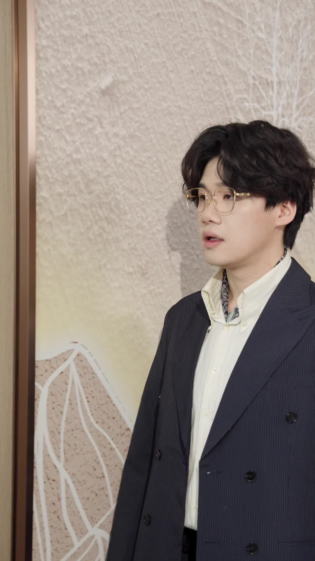 Episode 74 of CEO Daddy Spoils His Wife Sweetly